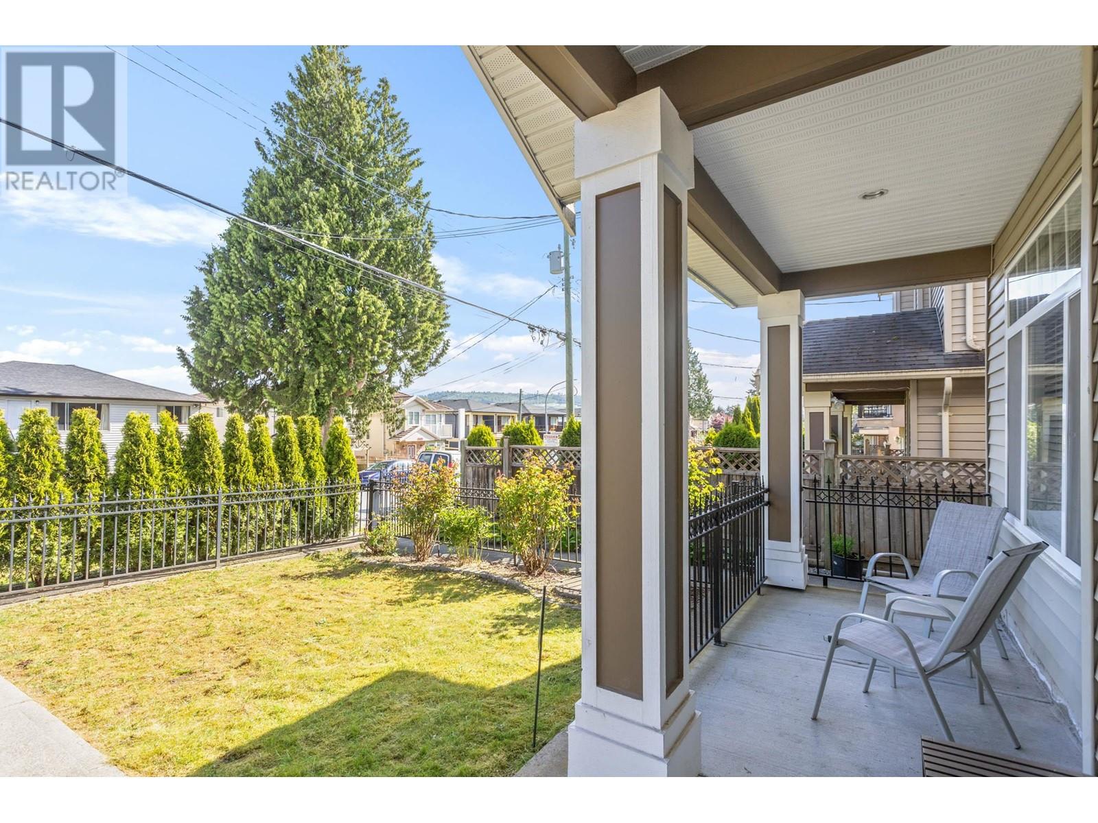 Property at 5668 HARDWICK STREET image 2