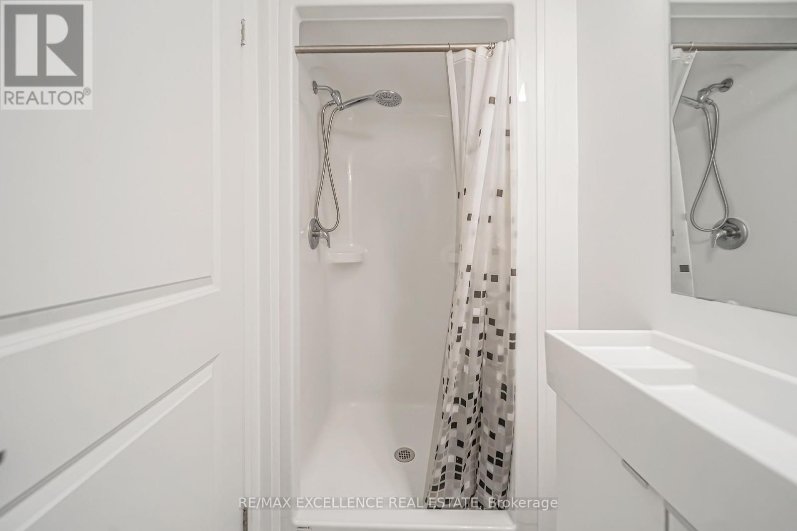 413 - 1900 Simcoe Street N, Oshawa, Ontario  L1G 0C1 - Photo 12 - E12137843