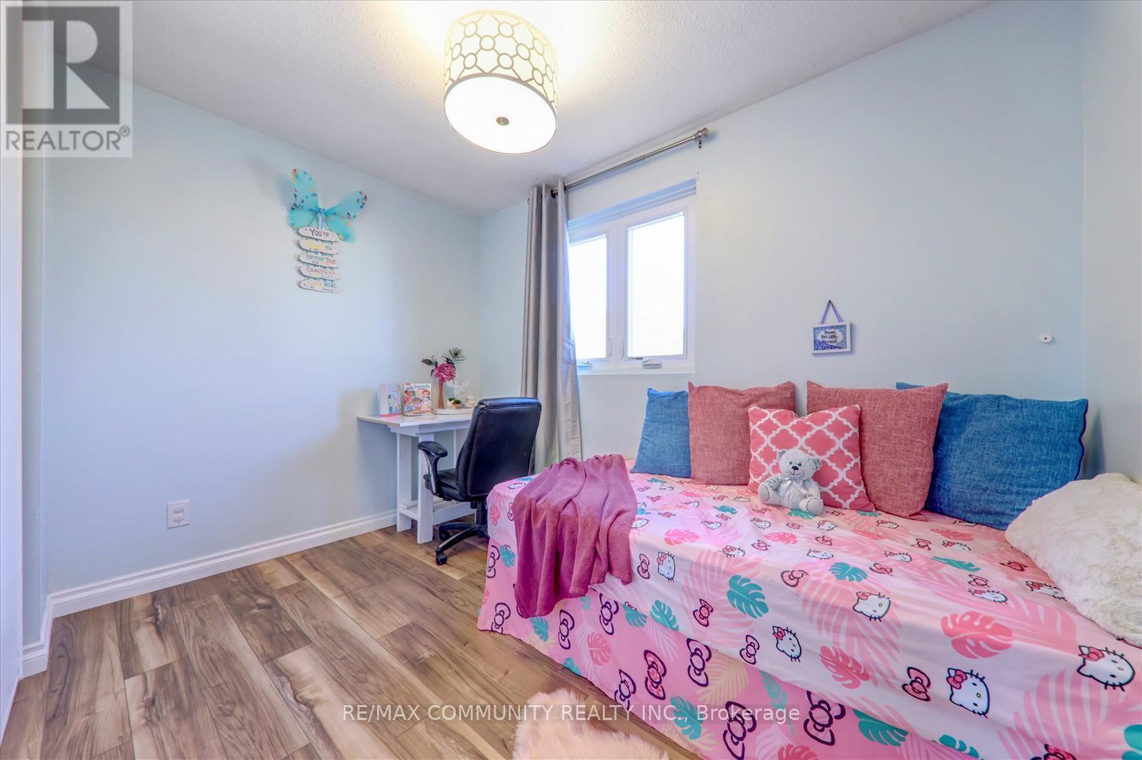 24 Medley Lane, Ajax, Ontario  L1S 3P6 - Photo 18 - E12137873