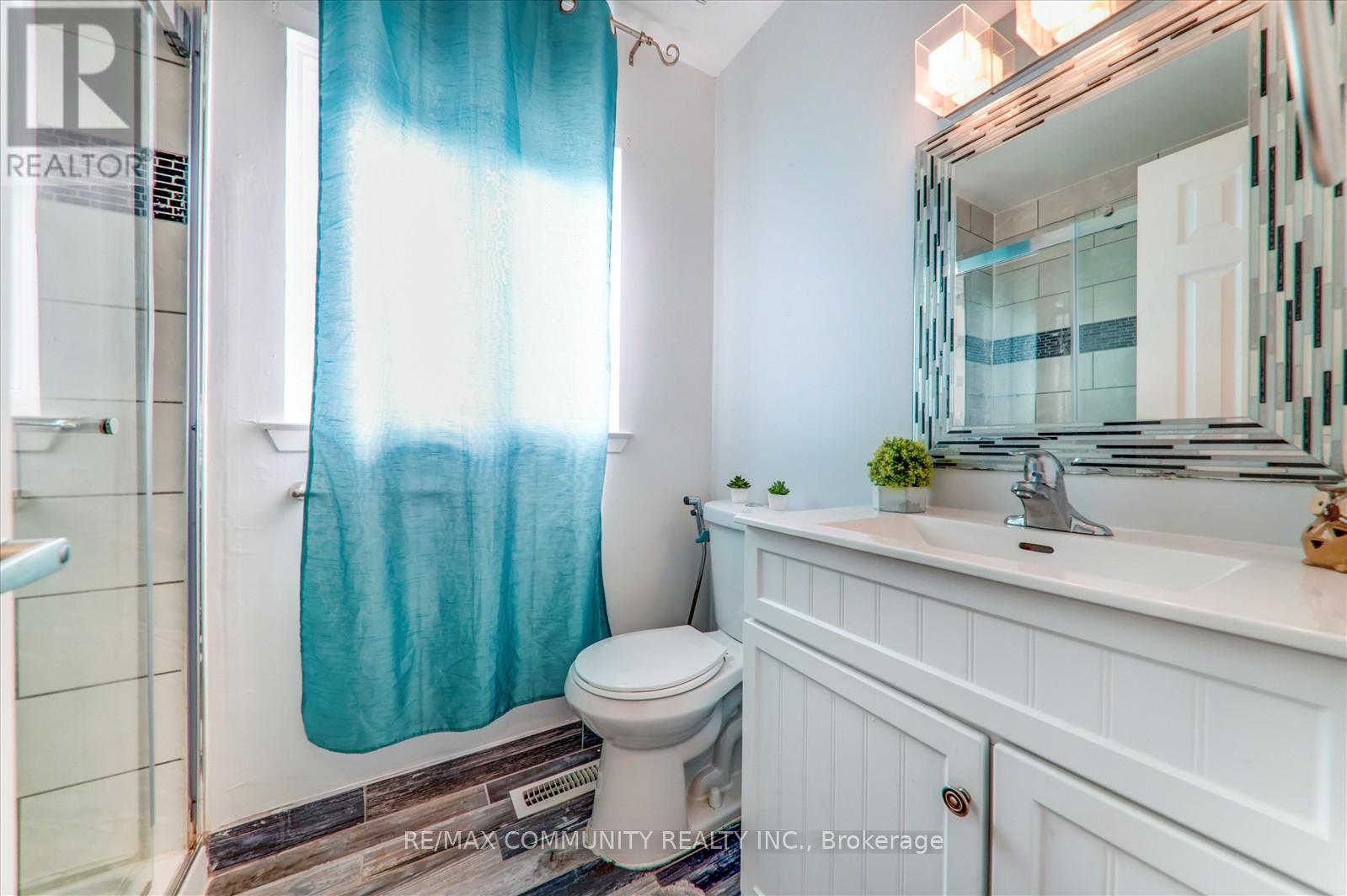 24 Medley Lane, Ajax, Ontario  L1S 3P6 - Photo 20 - E12137873