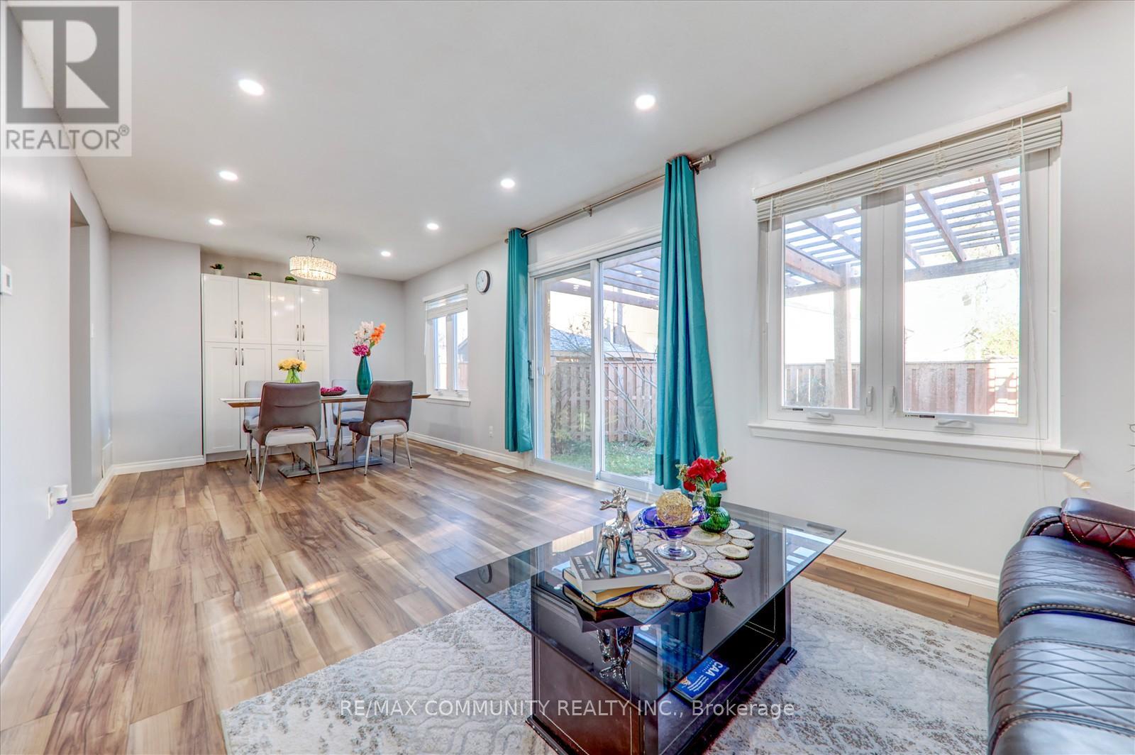 24 Medley Lane, Ajax, Ontario  L1S 3P6 - Photo 7 - E12137873
