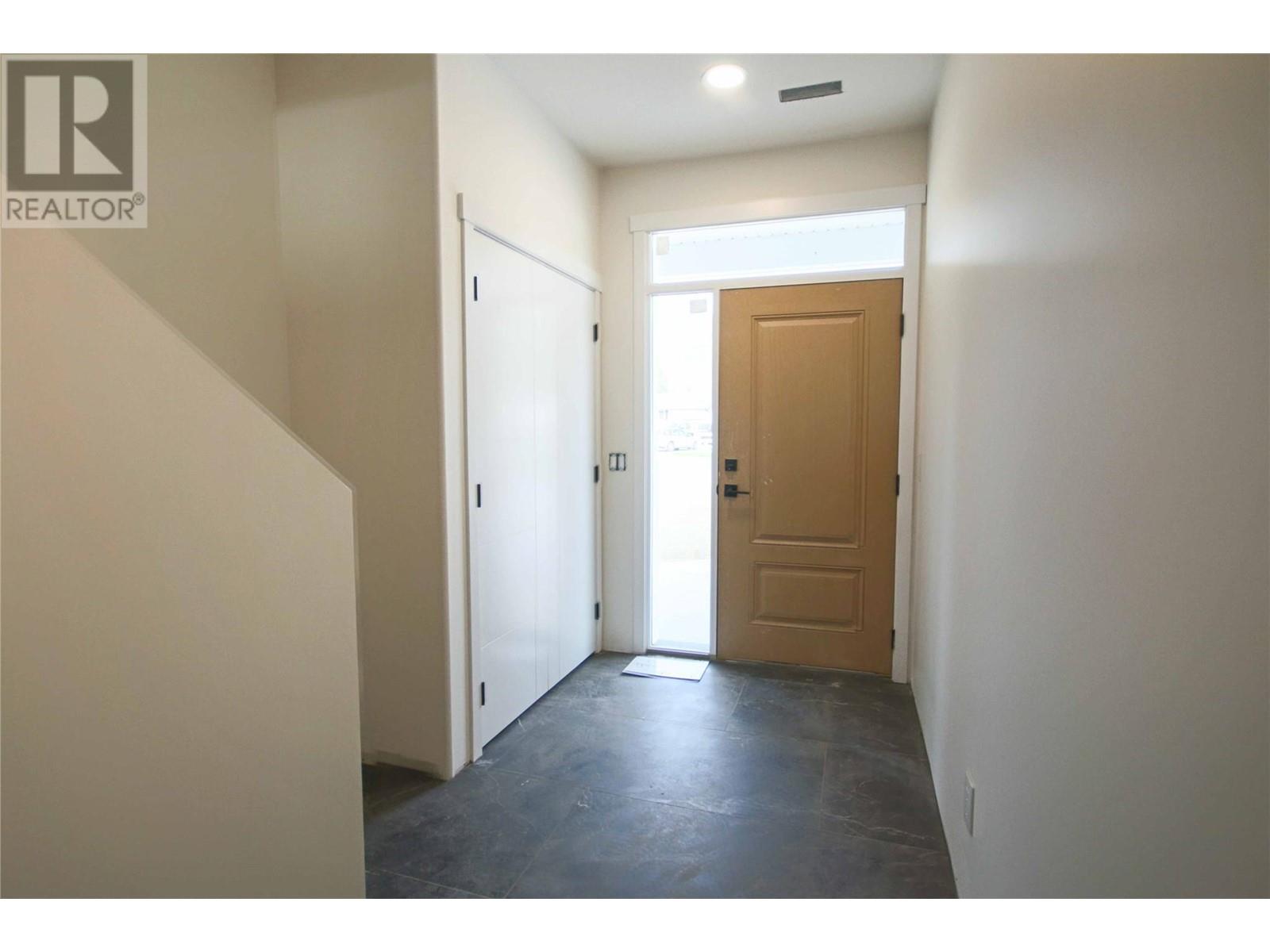 3220 Bank Road, Kamloops, British Columbia  V2B 6Z7 - Photo 3 - 10347241