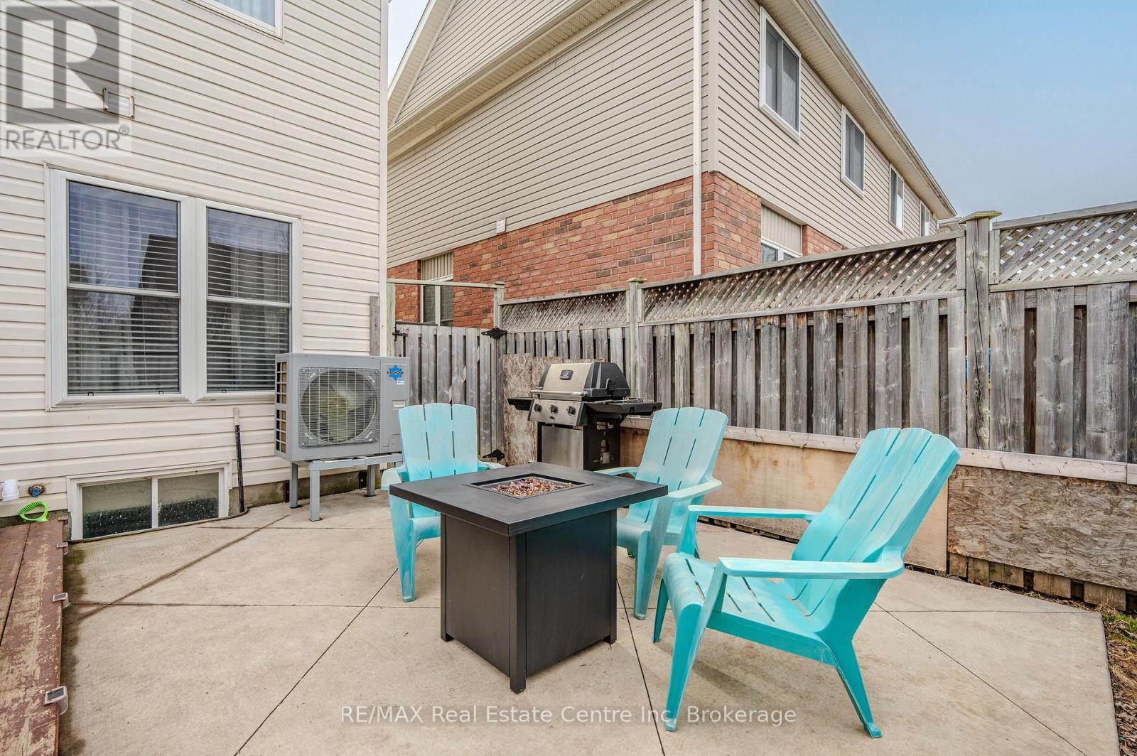 37 Swift Crescent, Guelph, Ontario  N1E 7J3 - Photo 22 - X12137919