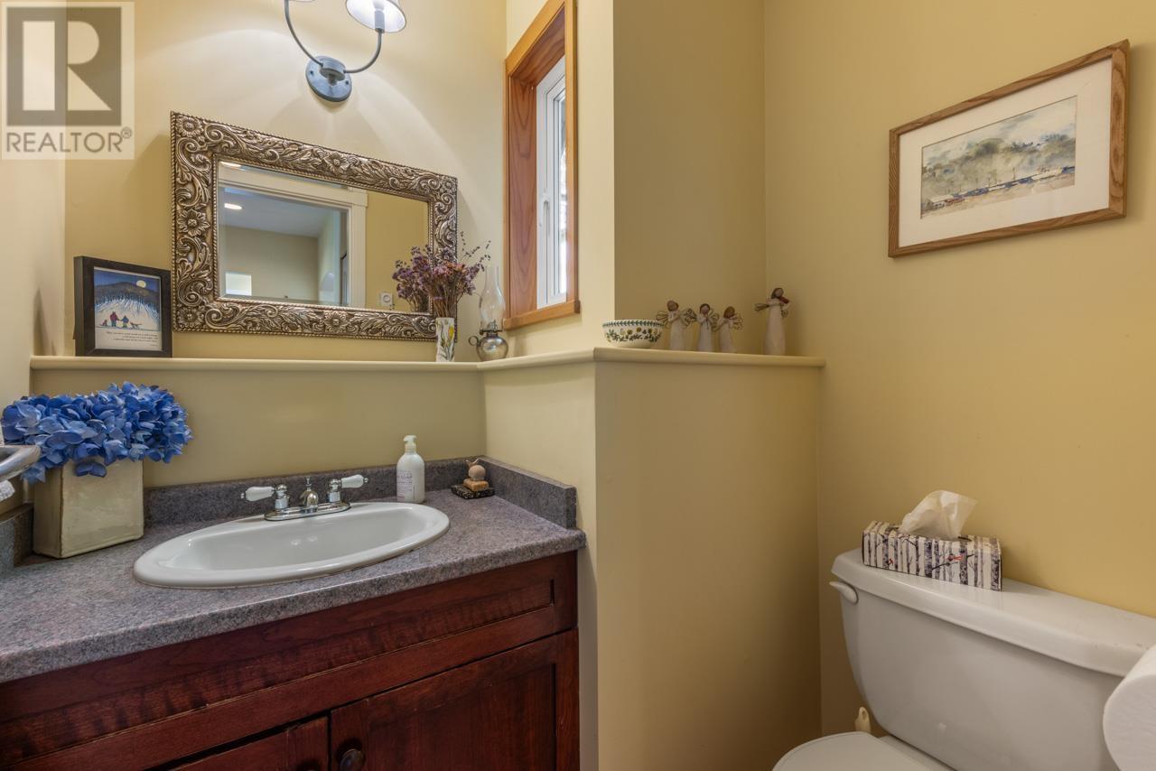 576 Cates Hill Road, Bowen Island, British Columbia  V0N 1G2 - Photo 23 - R3000879