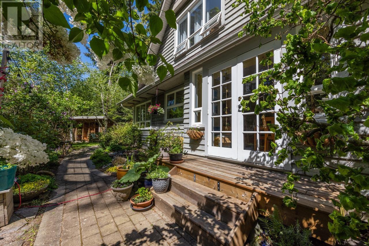 576 Cates Hill Road, Bowen Island, British Columbia  V0N 1G2 - Photo 35 - R3000879