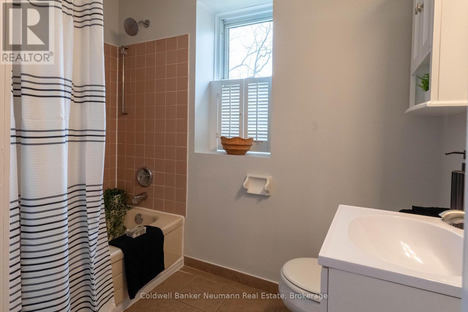 7735 Sixth Line, Centre Wellington, Ontario  N0B 1S0 - Photo 32 - X12137970