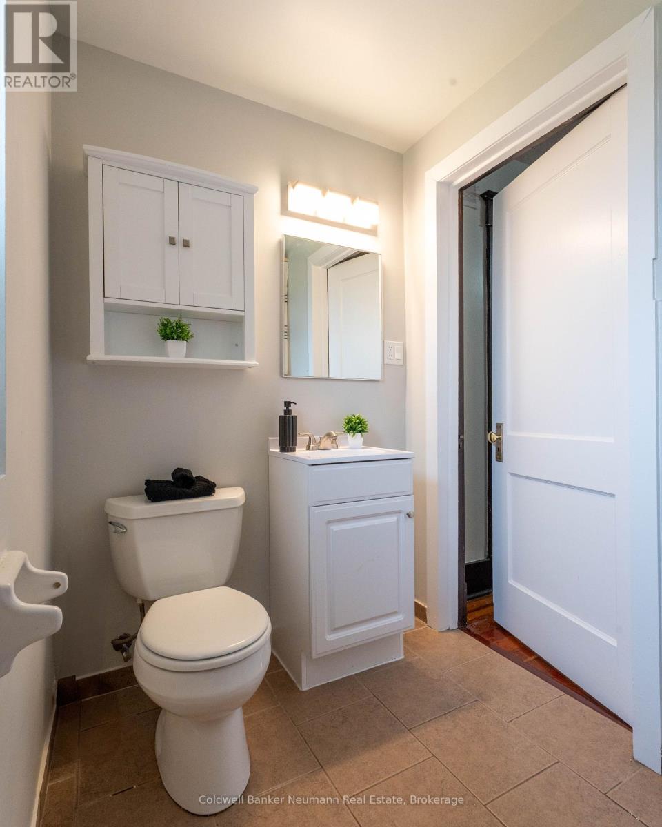 7735 Sixth Line, Centre Wellington, Ontario  N0B 1S0 - Photo 34 - X12137970