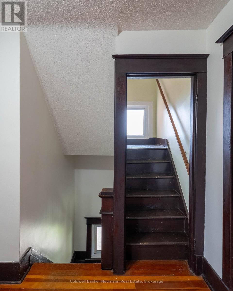 7735 Sixth Line, Centre Wellington, Ontario  N0B 1S0 - Photo 35 - X12137970