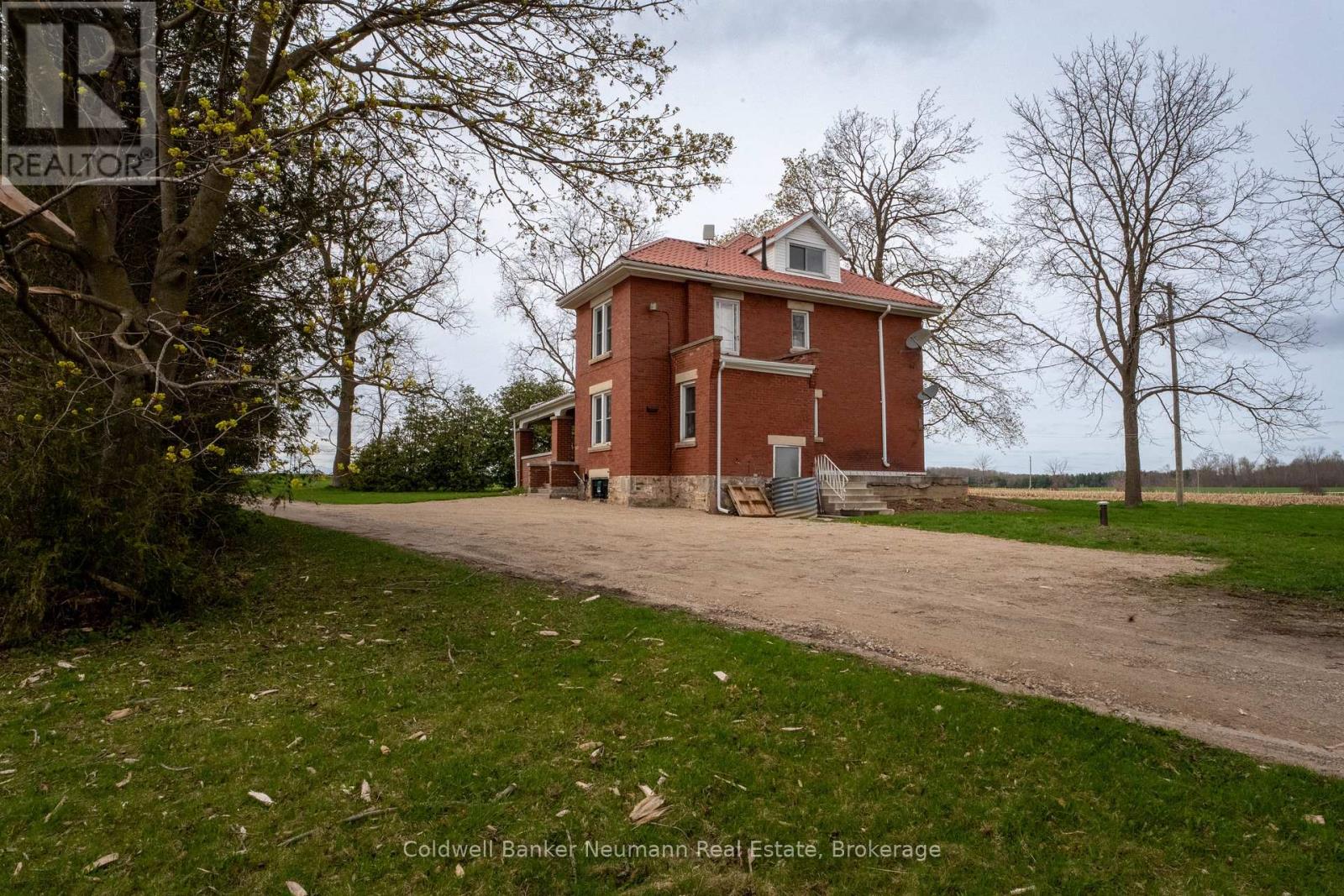 7735 Sixth Line, Centre Wellington, Ontario  N0B 1S0 - Photo 4 - X12137970