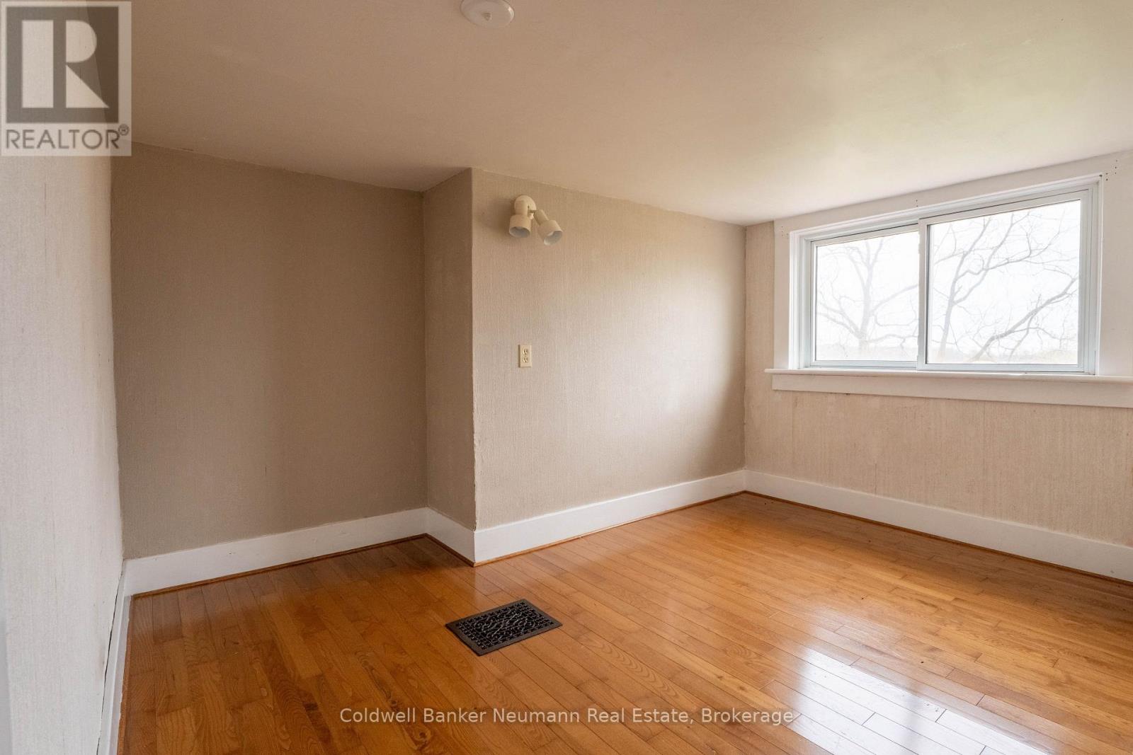 7735 Sixth Line, Centre Wellington, Ontario  N0B 1S0 - Photo 40 - X12137970