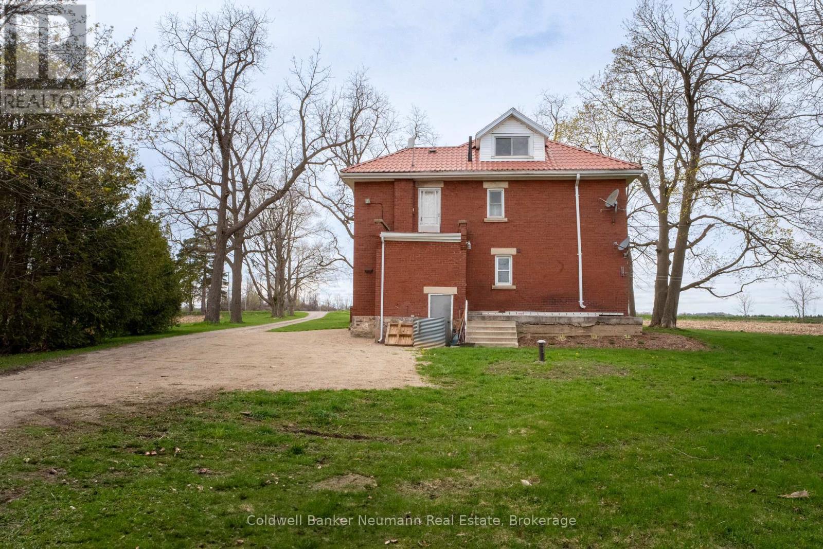 7735 Sixth Line, Centre Wellington, Ontario  N0B 1S0 - Photo 5 - X12137970