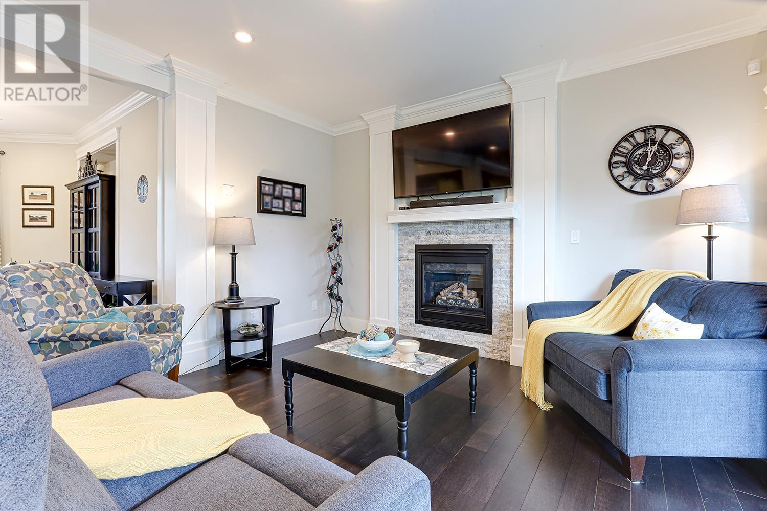 3968 Robin Place, Port Coquitlam, British Columbia  V3B 6R7 - Photo 4 - R3000915