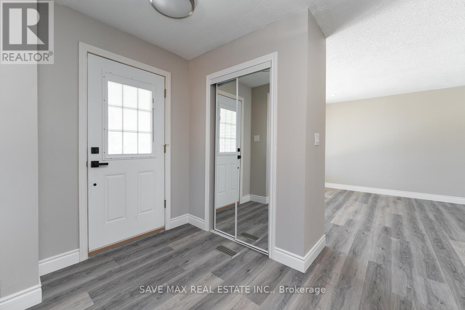 Property at 34 GARLAND PLACE image 3