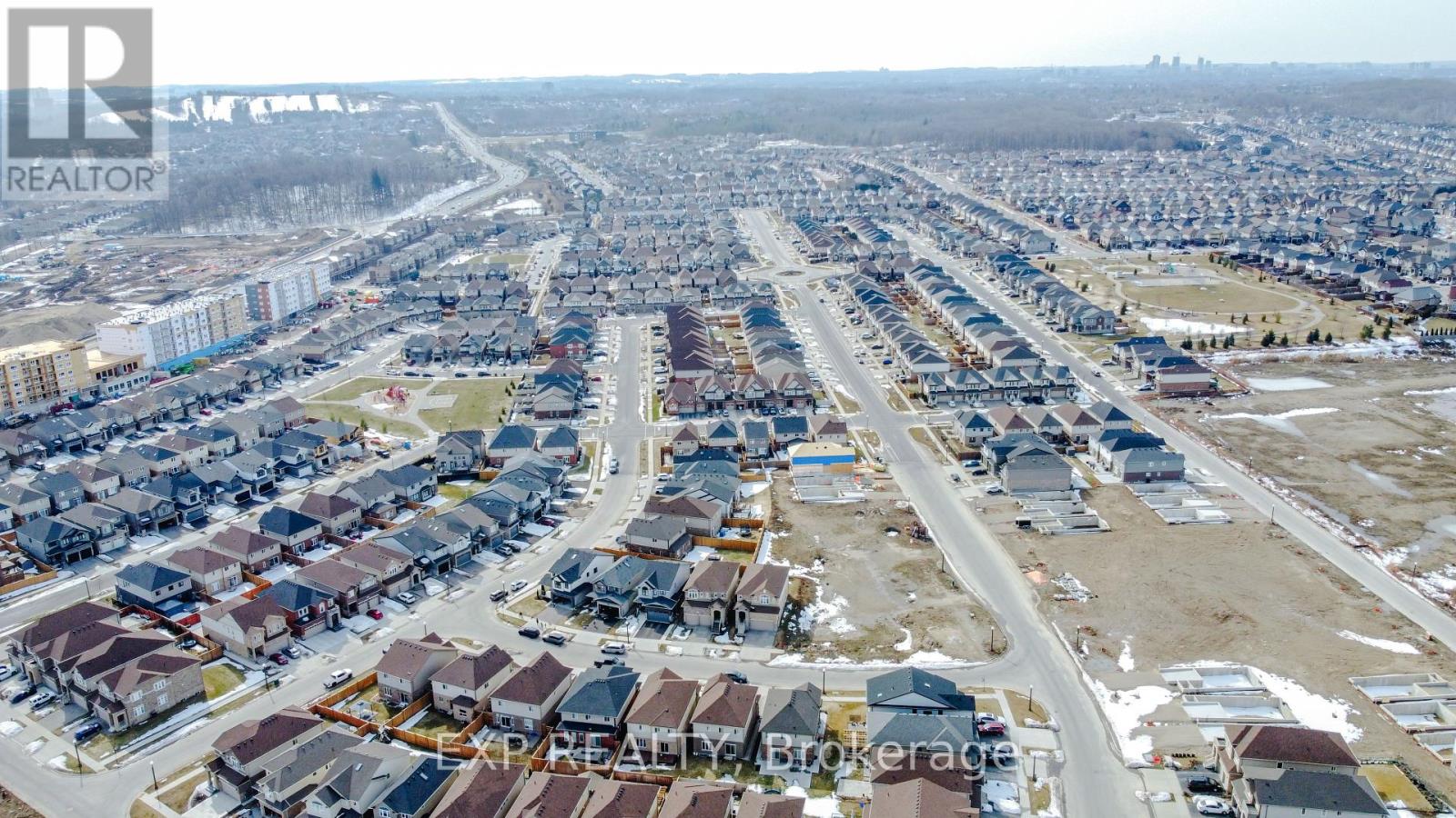Property at 14 WATERBOW TRAIL image 3