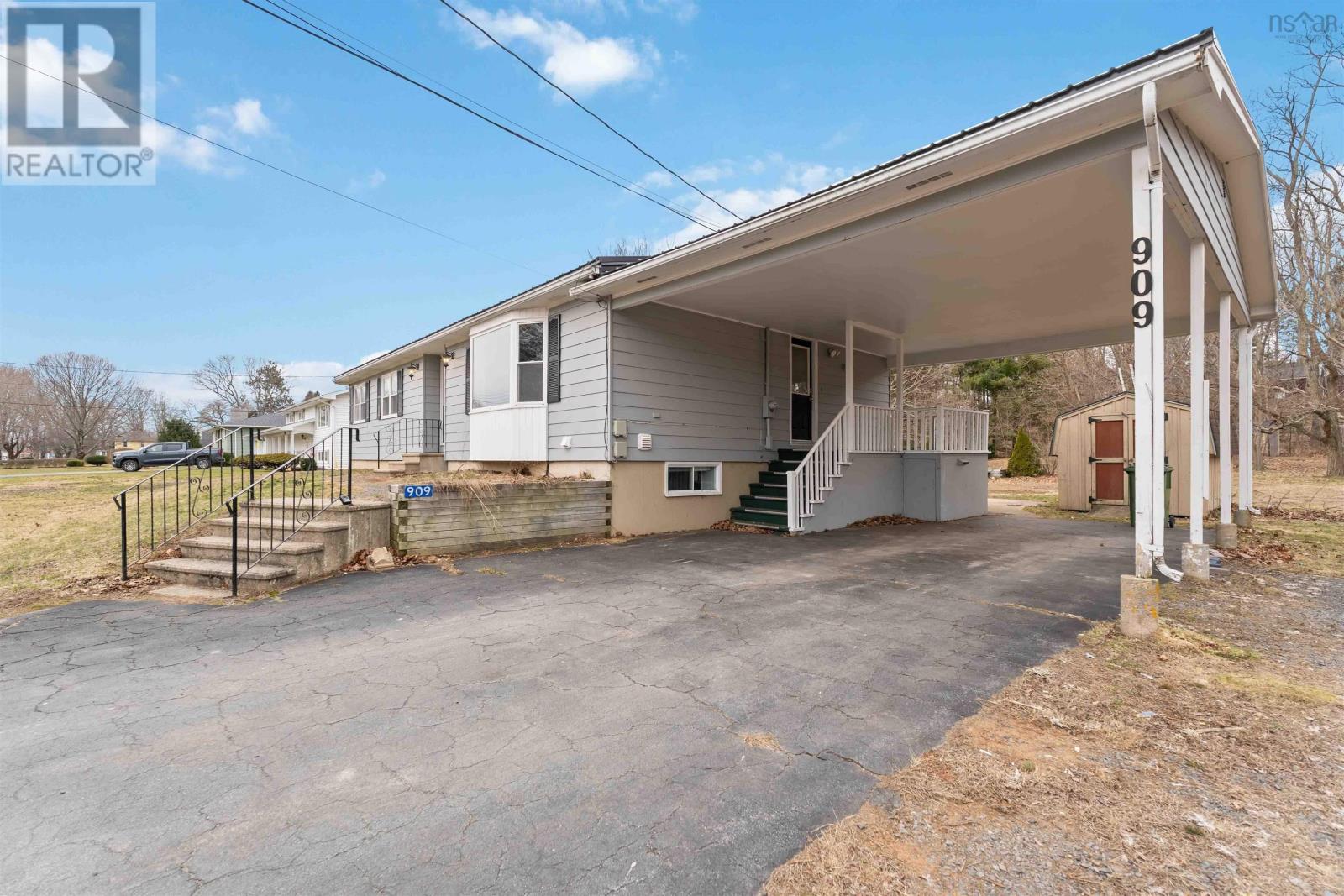 Property at 909 Main Street image 1