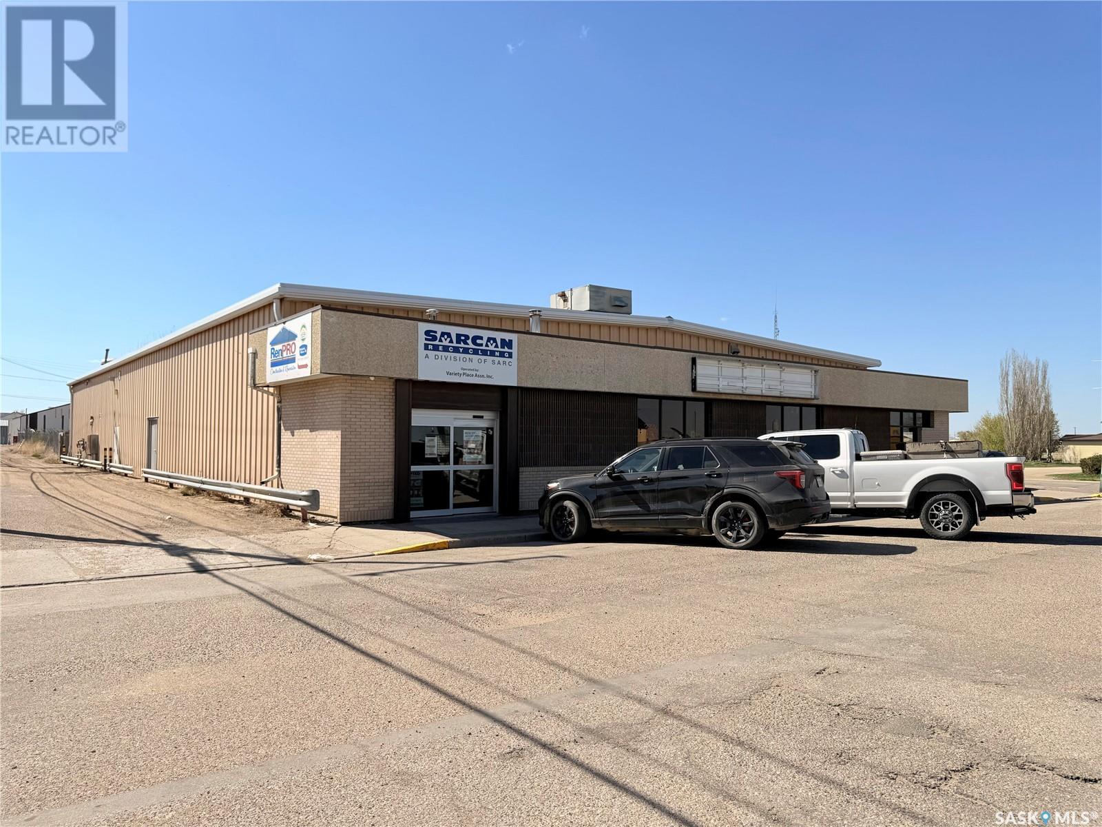 119 Railway AVENUE W, Outlook, Saskatchewan