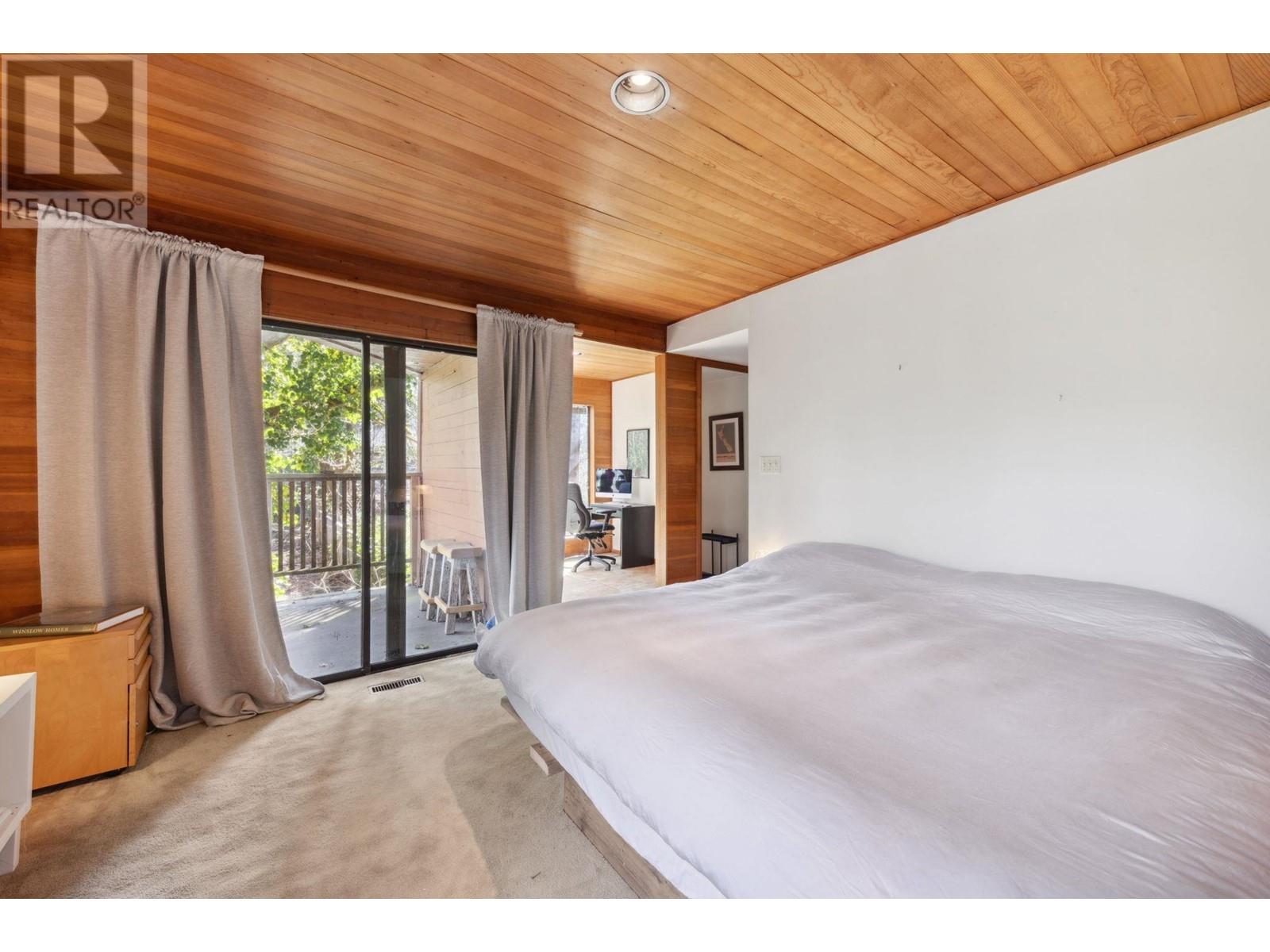 2240 Windridge Drive, North Vancouver, British Columbia  V7H 1B5 - Photo 15 - R2992498