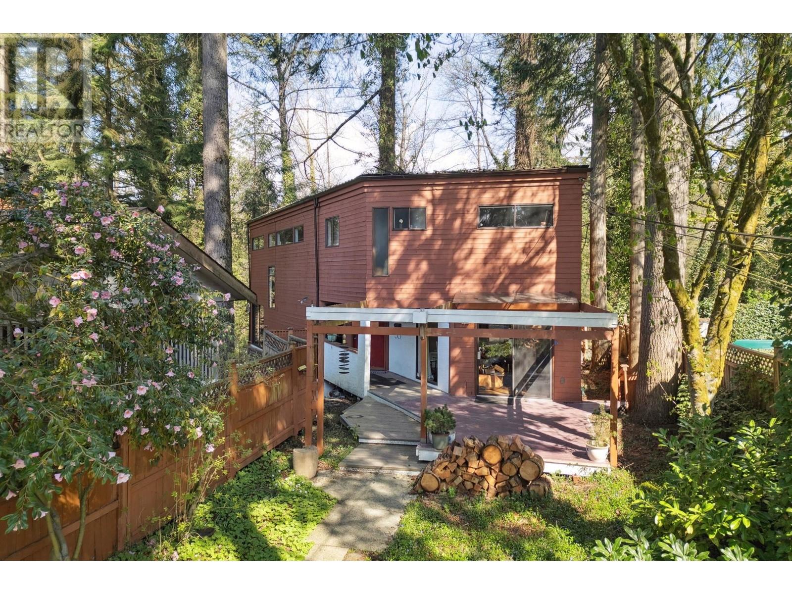 2240 Windridge Drive, North Vancouver, British Columbia  V7H 1B5 - Photo 1 - R2992498