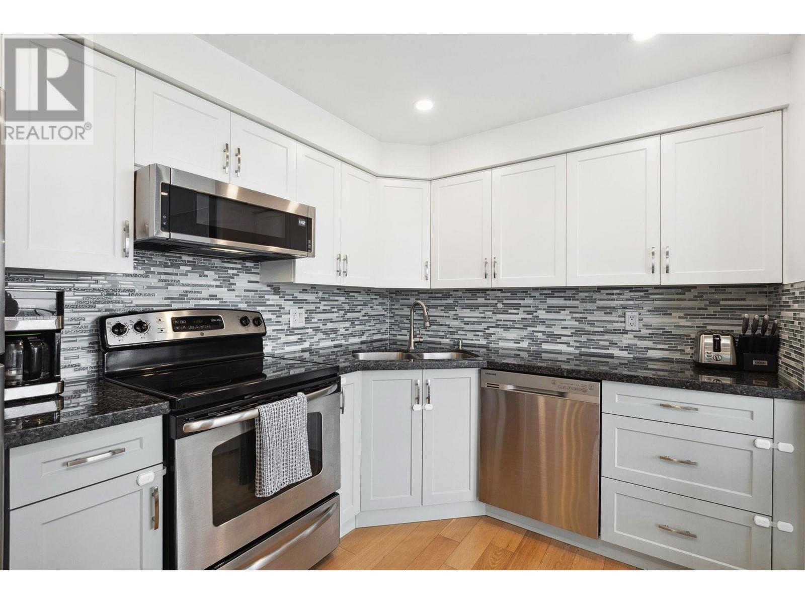 1202 120 W 2nd Street, North Vancouver, British Columbia  V7M 1C3 - Photo 17 - R3000793