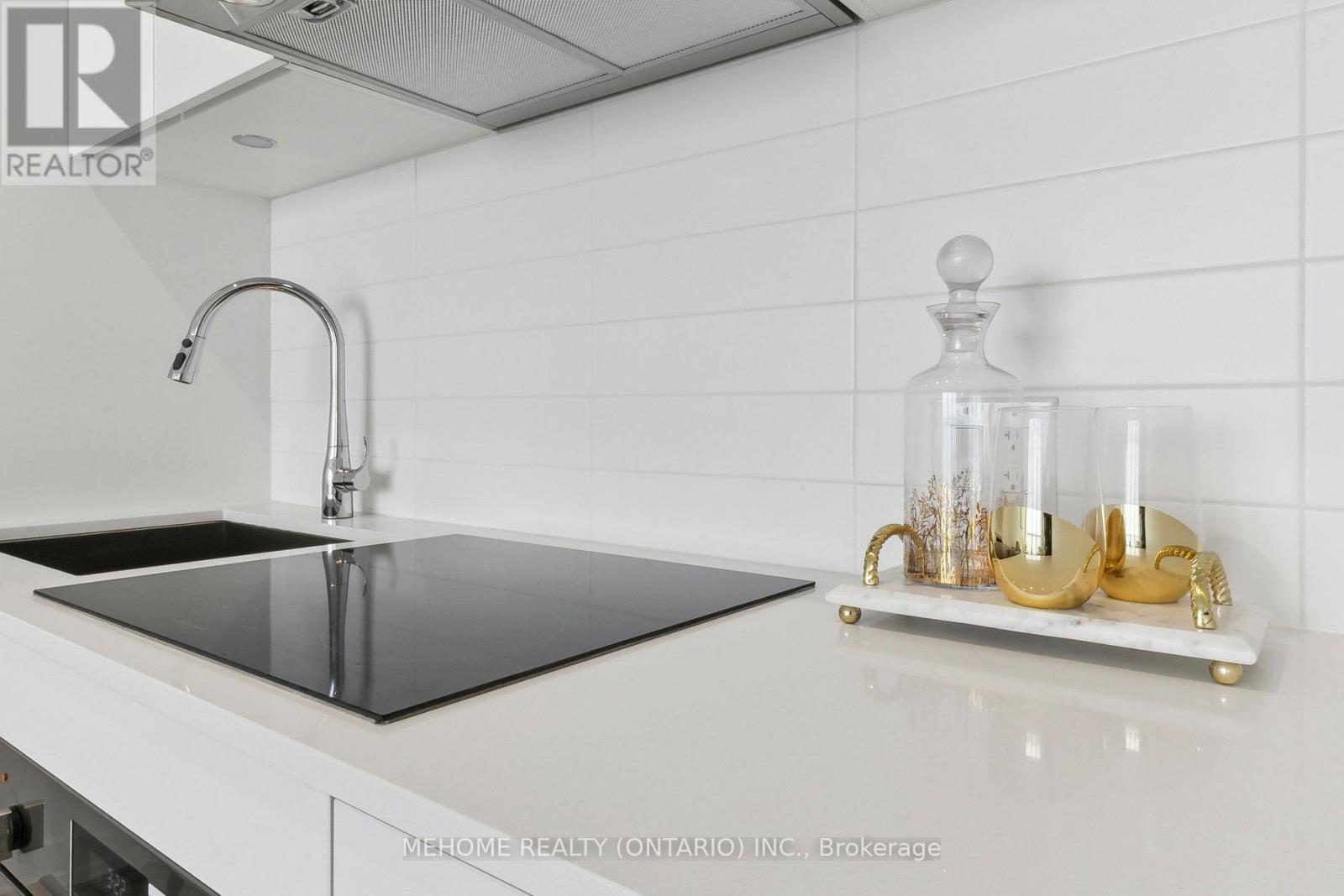 S1408 - 8 Olympic Gdn Drive, Toronto, Ontario  M2M 0B9 - Photo 10 - C12135242