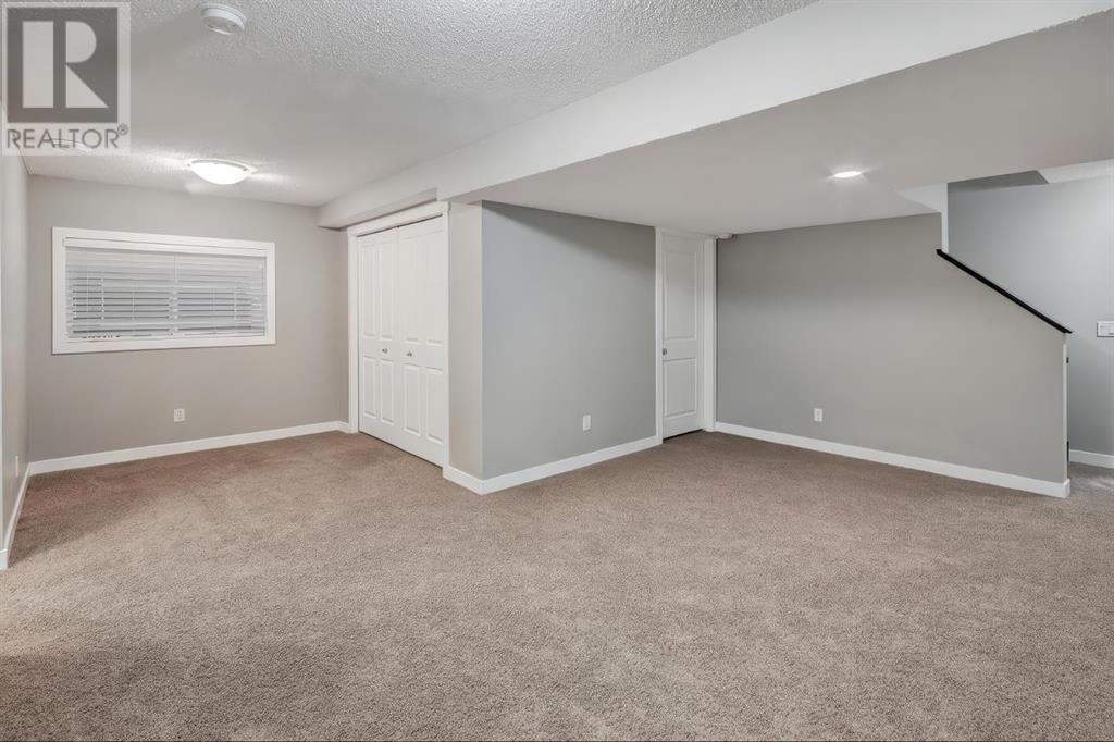 247 Hillcrest Circle Sw, Airdrie, Alberta  T4B 0Y6 - Photo 32 - A2219173