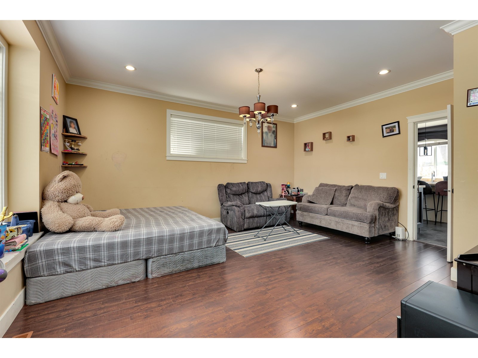 Property at 14756 62 AVENUE image 2