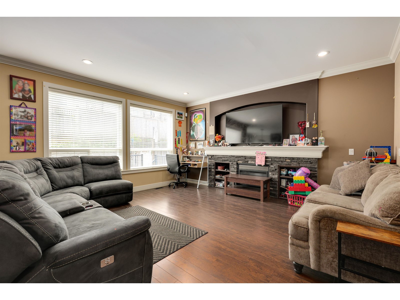 Property at 14756 62 AVENUE image 5