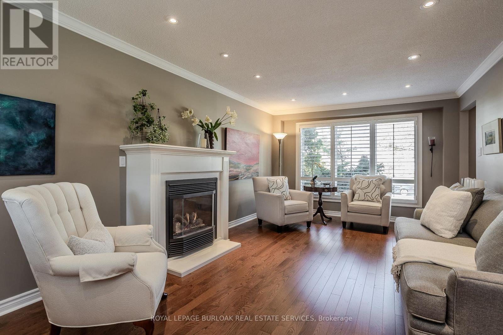 1858 Heather Hills Drive, Burlington, Ontario  L7P 2Y9 - Photo 14 - W12137818