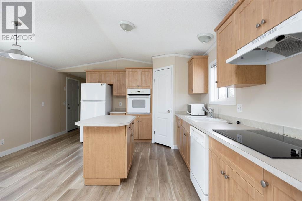 137 Clausen Crescent, Fort Mcmurray, Alberta  T9K 2H8 - Photo 7 - A2201306
