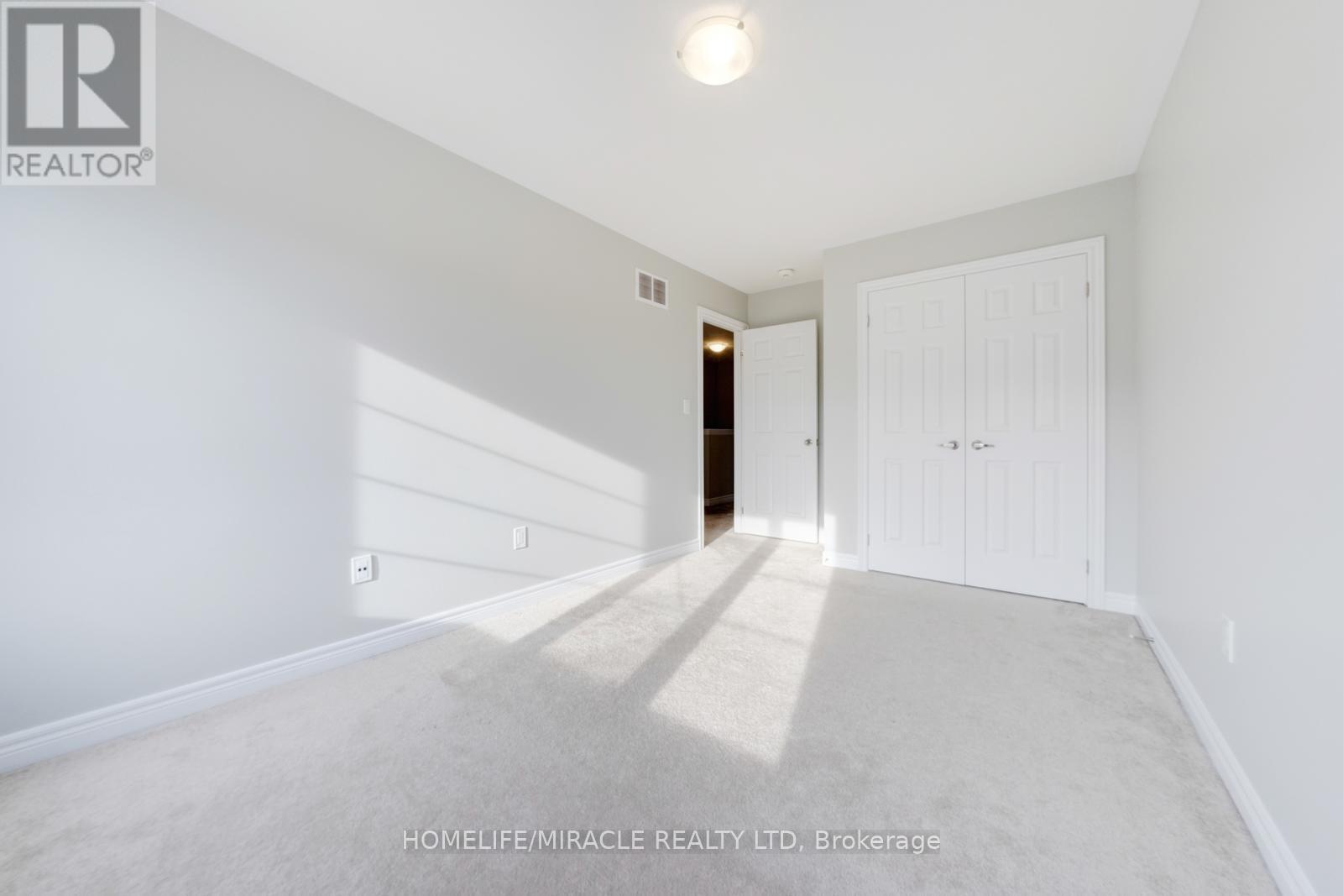 54 - 166 Deerpath Drive, Guelph, Ontario  N1K 1W6 - Photo 32 - X12137823