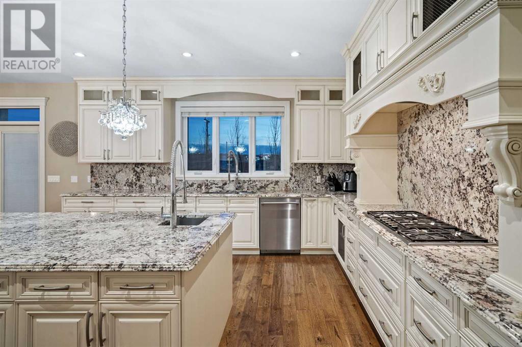 Property at 11 Westland Manor SW image 4