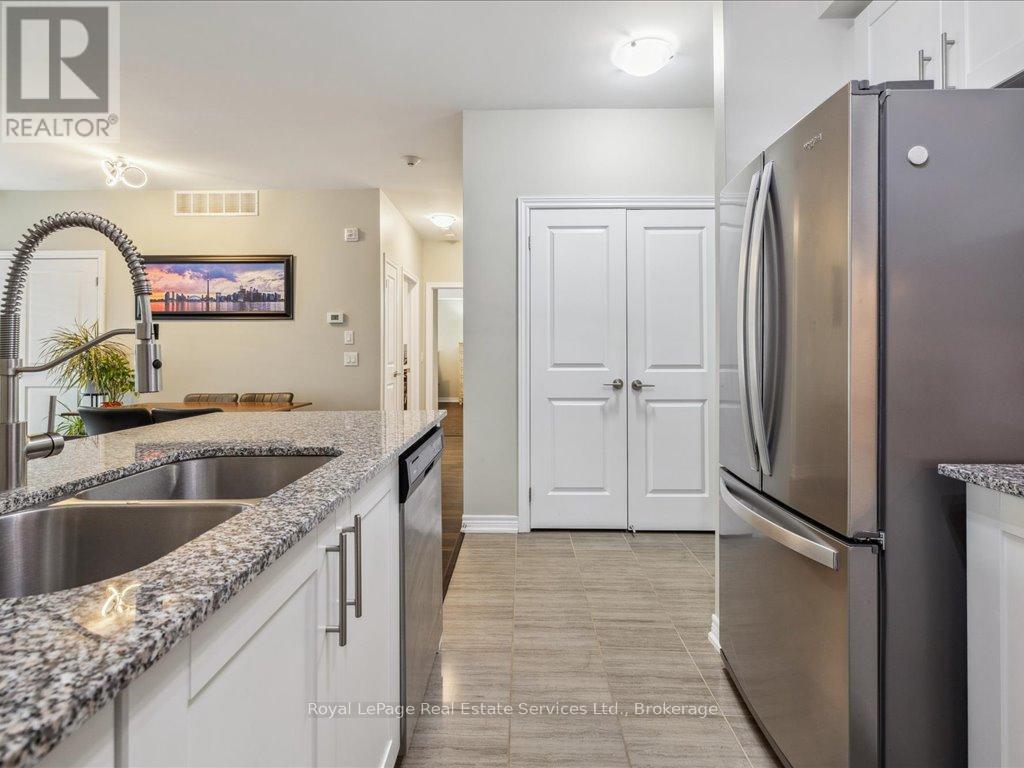 207 - 2370 Khalsa Gate, Oakville, Ontario  L6M 1P5 - Photo 6 - W12138091