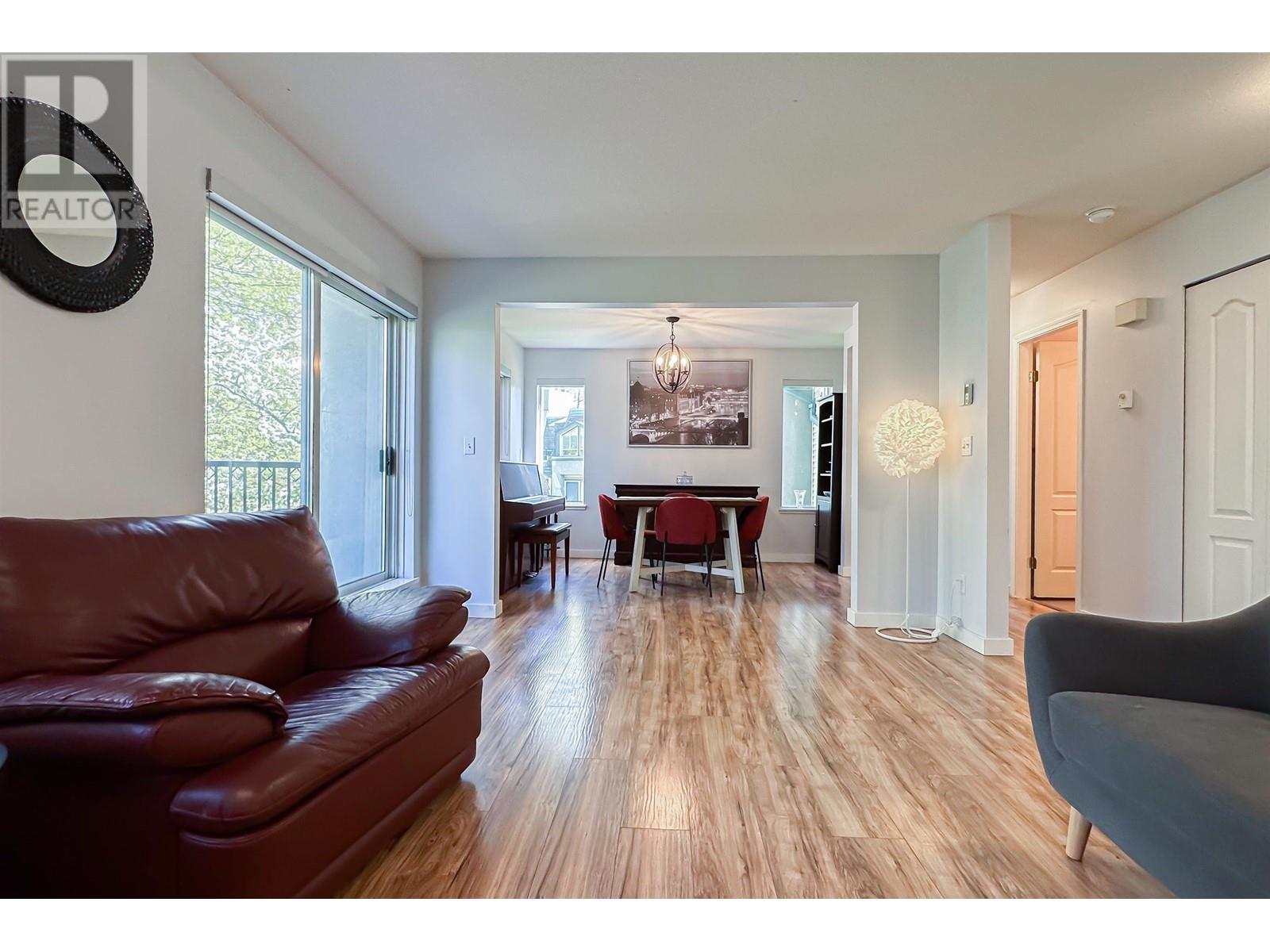 Property at 74 202 LAVAL STREET image 4