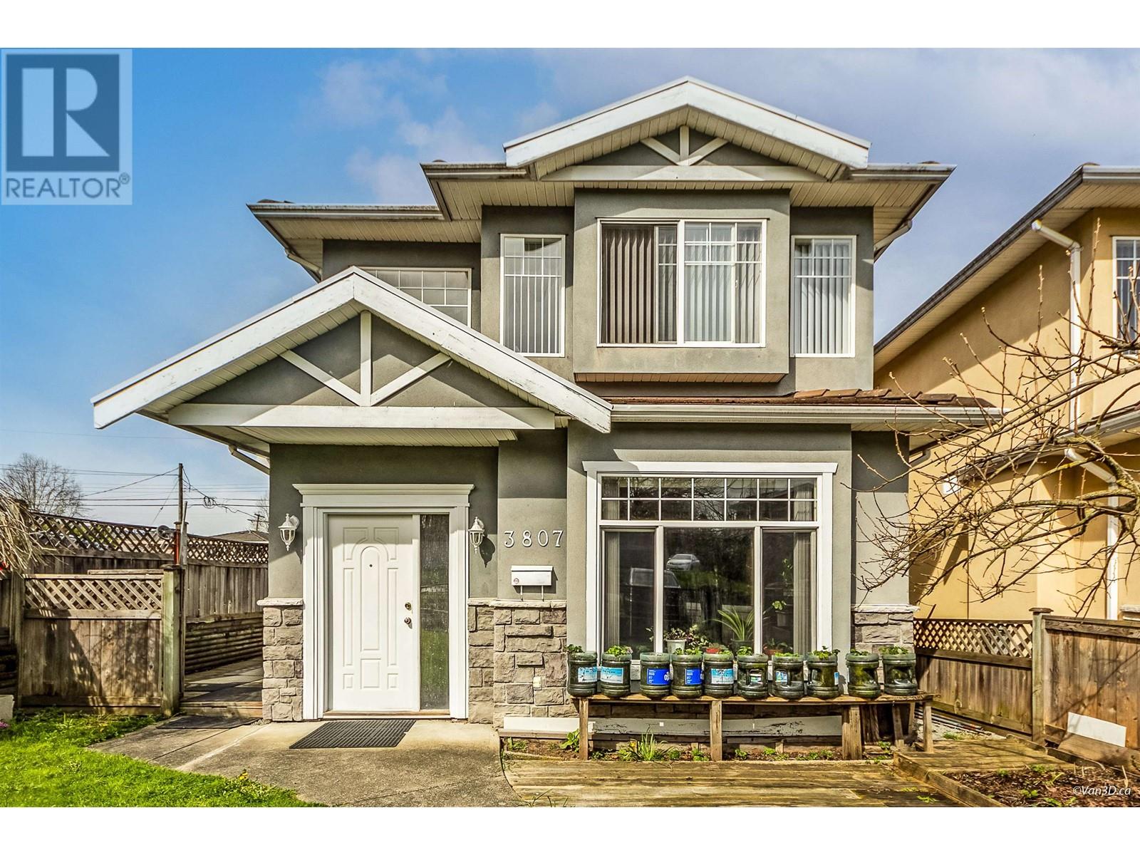 3807 REGENT STREET, Burnaby, British Columbia