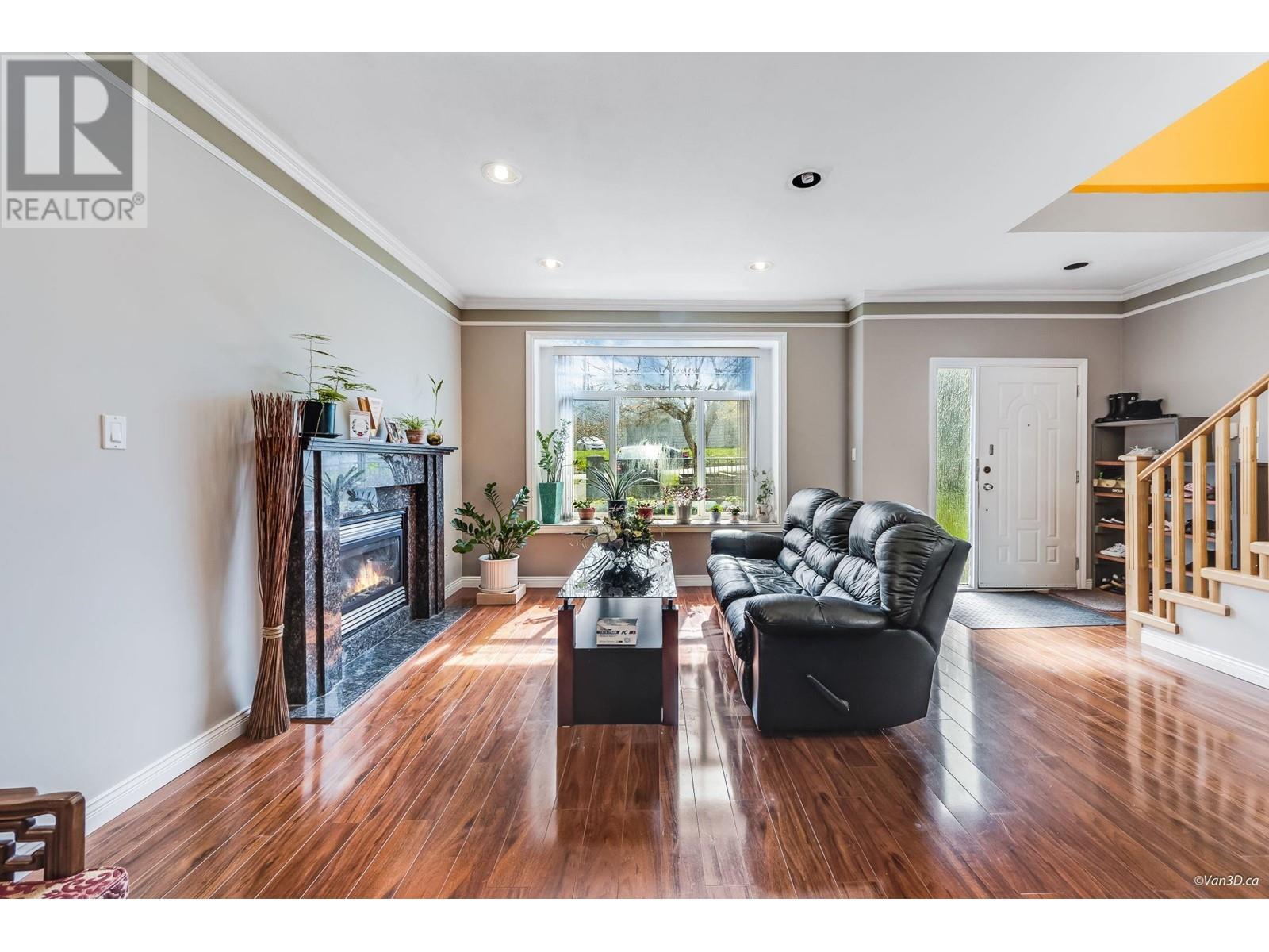 Property at 3807 REGENT STREET image 4
