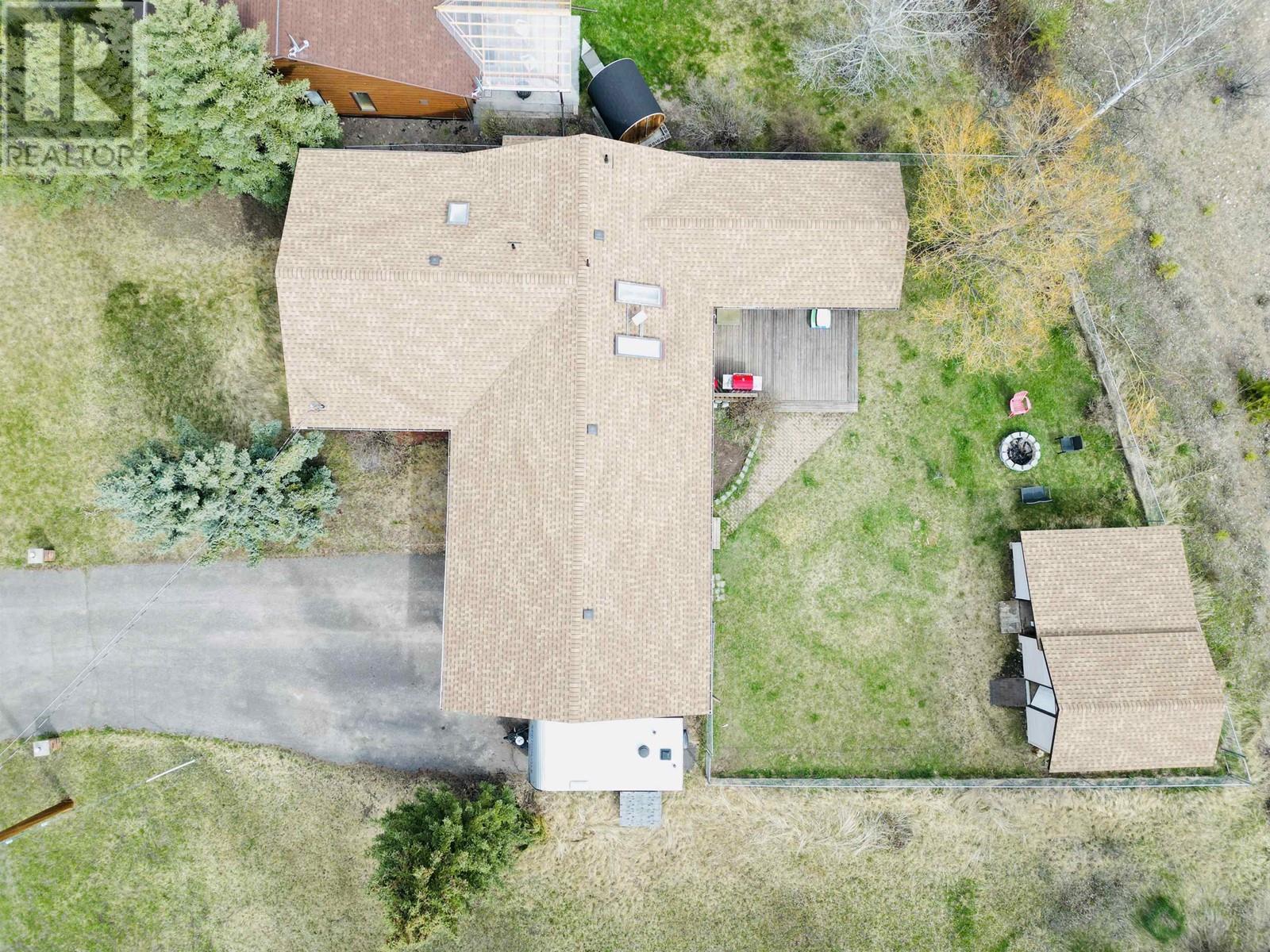 620 5th Avenue, Burns Lake, British Columbia  V0J 1E0 - Photo 7 - R3000875