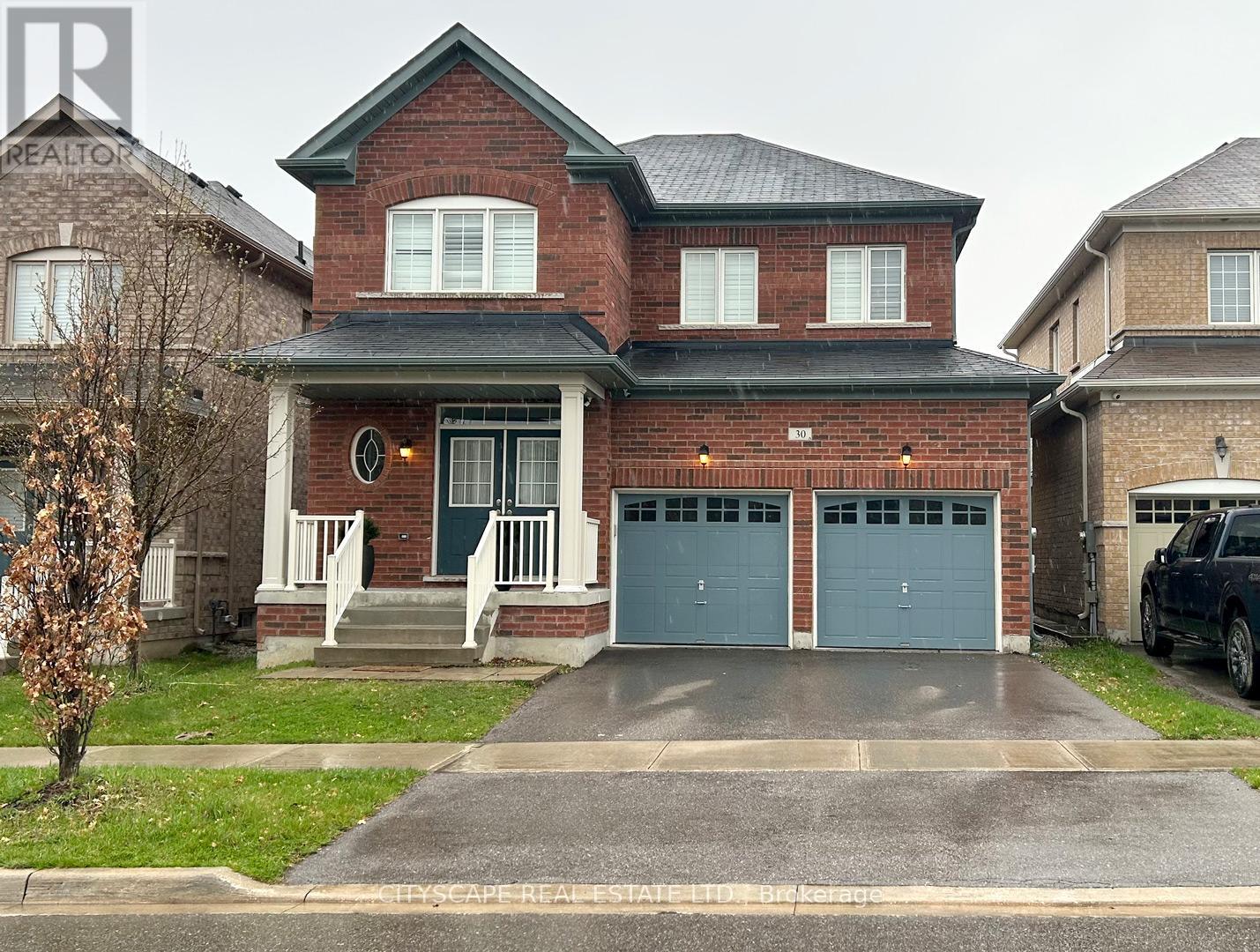 30 Newhouse Boulevard, Caledon, Ontario  L7C 4A1 - Photo 2 - W12136981