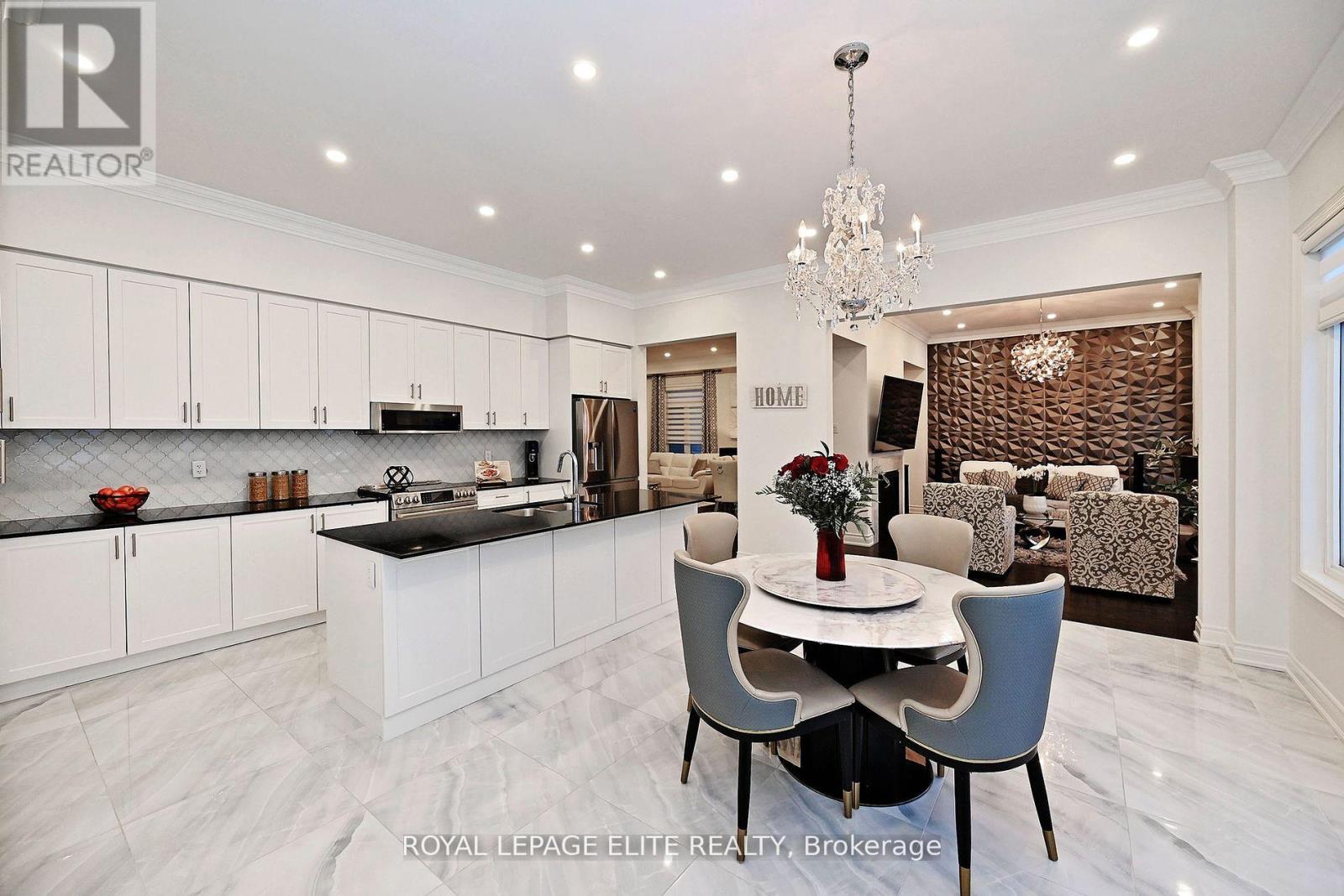 Property at 39 HOLLAND VISTA STREET image 5