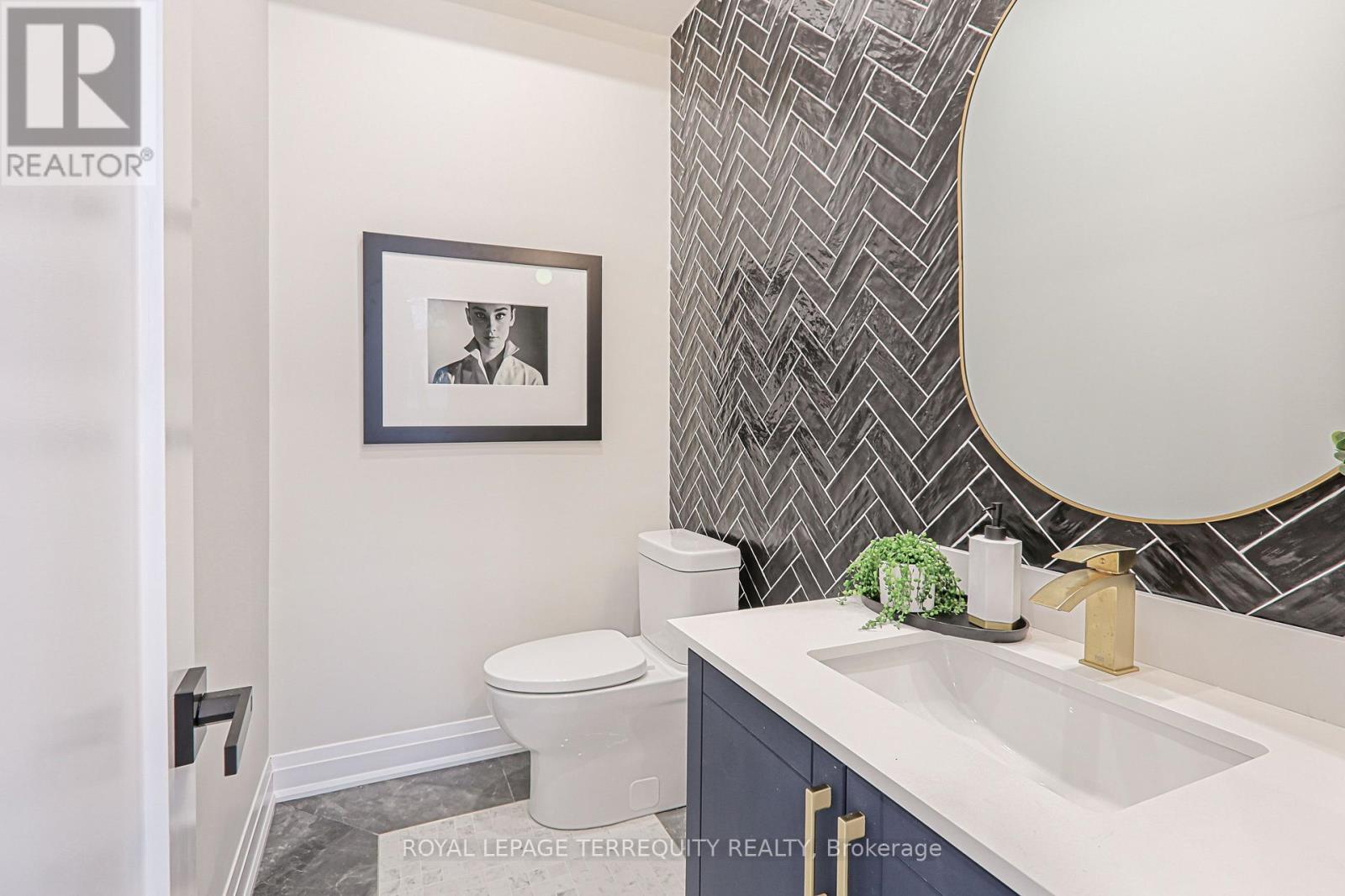 2 Cobalt Avenue, Toronto (Junction Area), Ontario  M6N 3G4 - Photo 15 - W11955940
