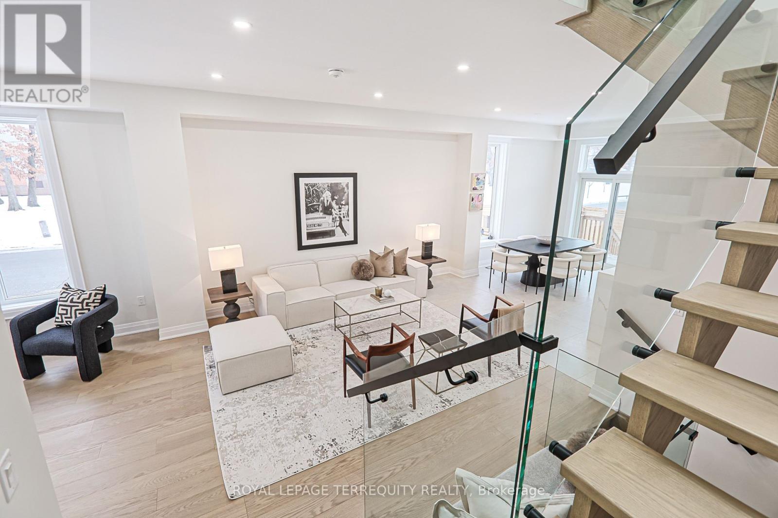 2 Cobalt Avenue, Toronto (Junction Area), Ontario  M6N 3G4 - Photo 11 - W11955940