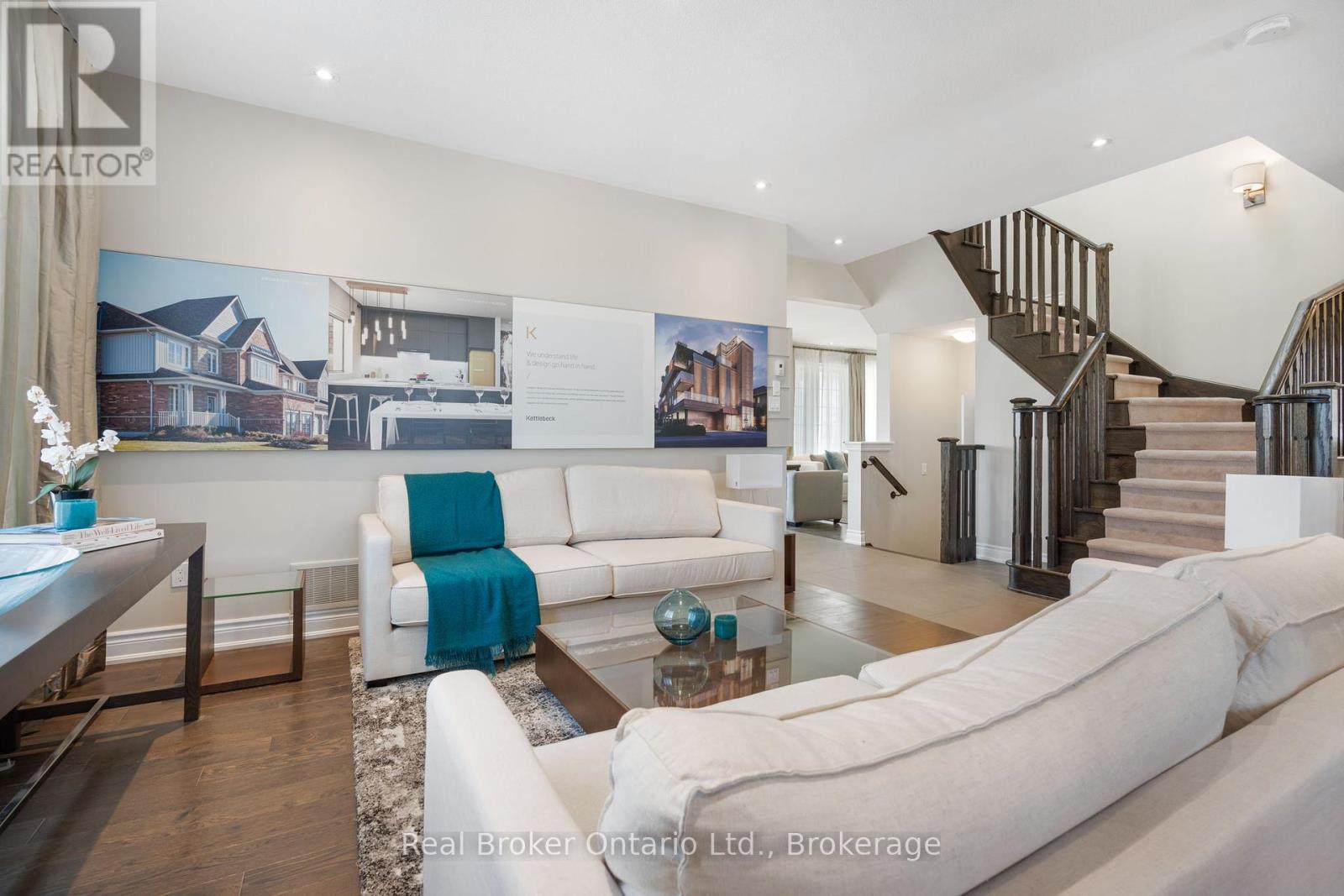 18 Venture Way, Thorold, Ontario  L2V 0G9 - Photo 8 - X12138110