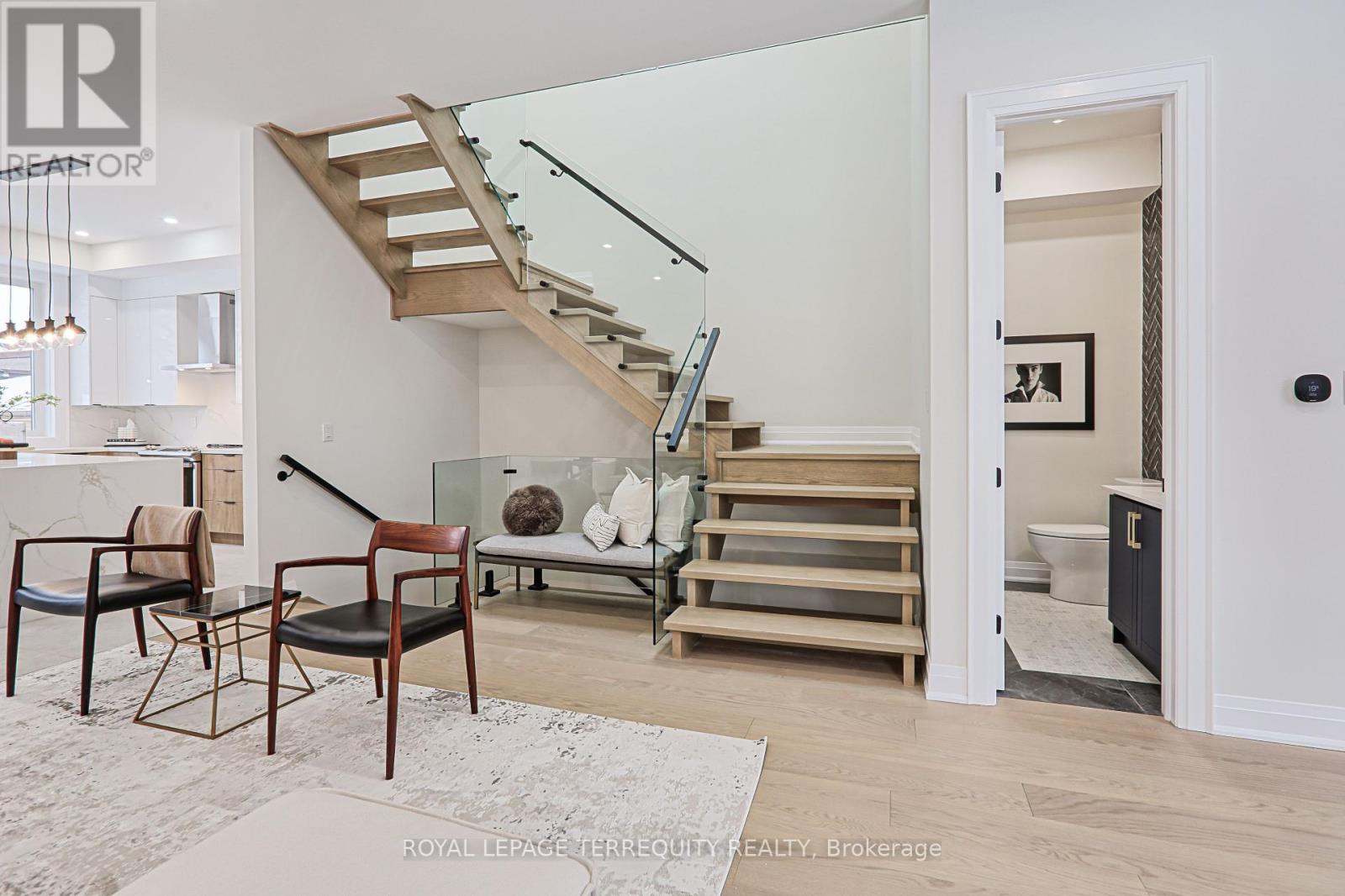 2 Cobalt Avenue, Toronto (Junction Area), Ontario  M6N 3G4 - Photo 7 - W11955940