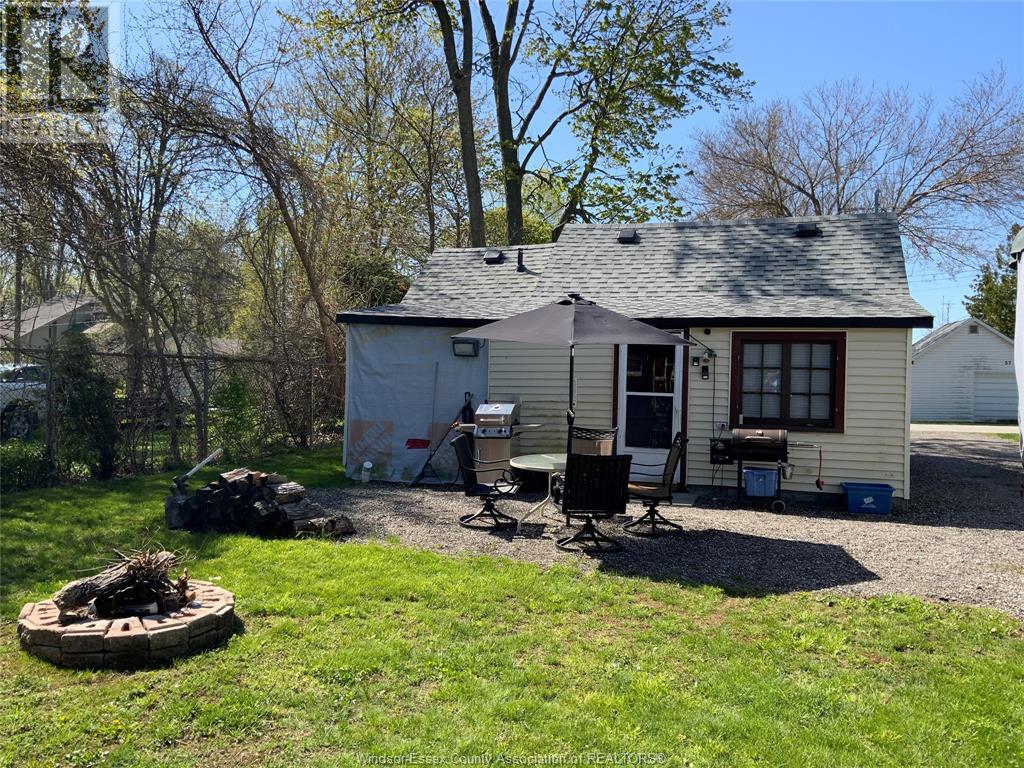 54 Sullivan Street, Colchester, Ontario  N0R 1G0 - Photo 2 - 25011700