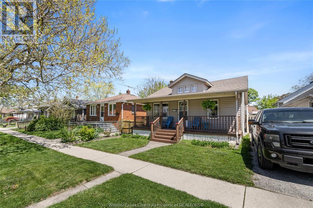 1768 St Luke, Windsor, Ontario  N8Y 3N6 - Photo 4 - 25011699