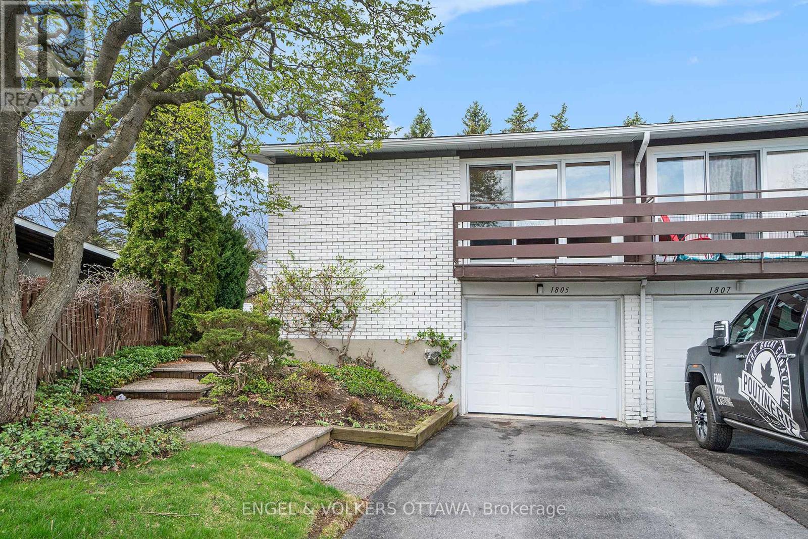 Property at 1805 APPLEGROVE COURT image 2