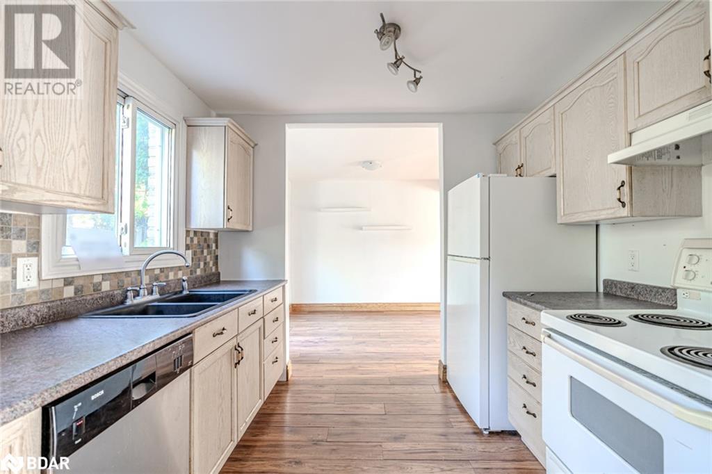 Property at 211 PHILLIPS Street image 5
