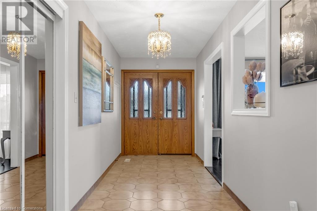 Property at 3 PAVAROTTI Court image 3