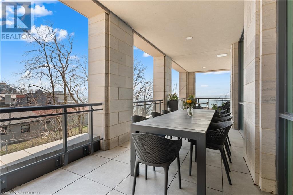 2060 Lakeshore Road Unit# 205, Burlington, Ontario  L7R 0G2 - Photo 33 - 40724052
