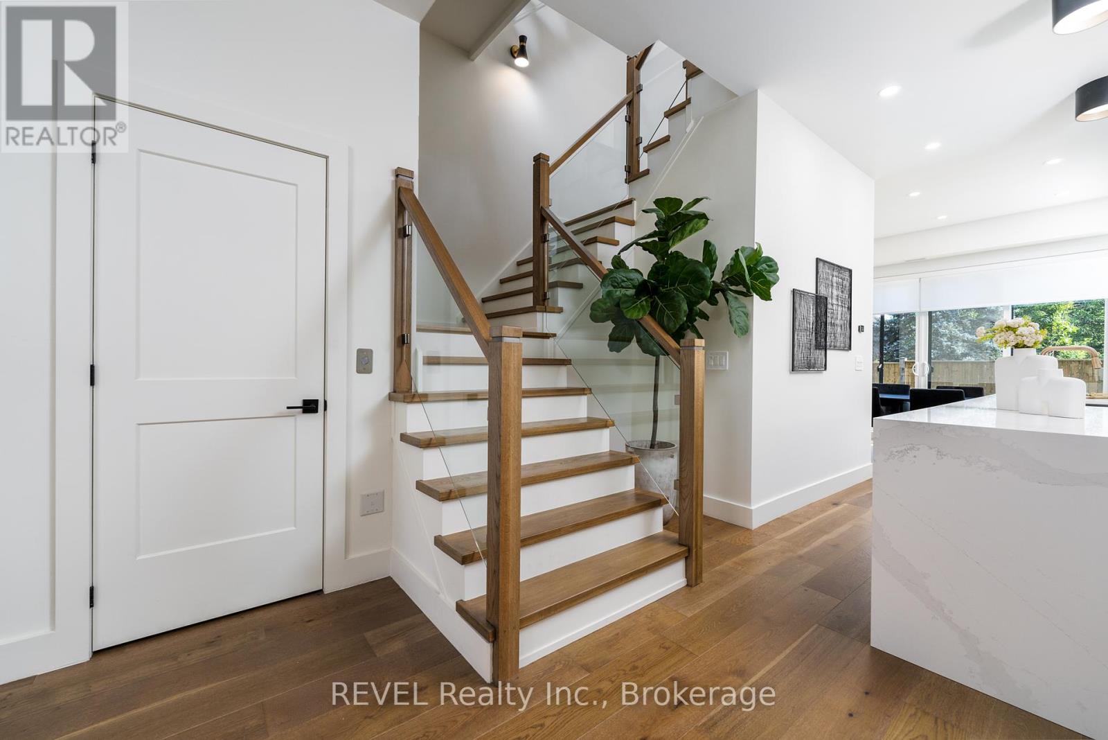 10 - 1397 York Road, Niagara-On-The-Lake, Ontario  L0S 1J1 - Photo 8 - X12138076