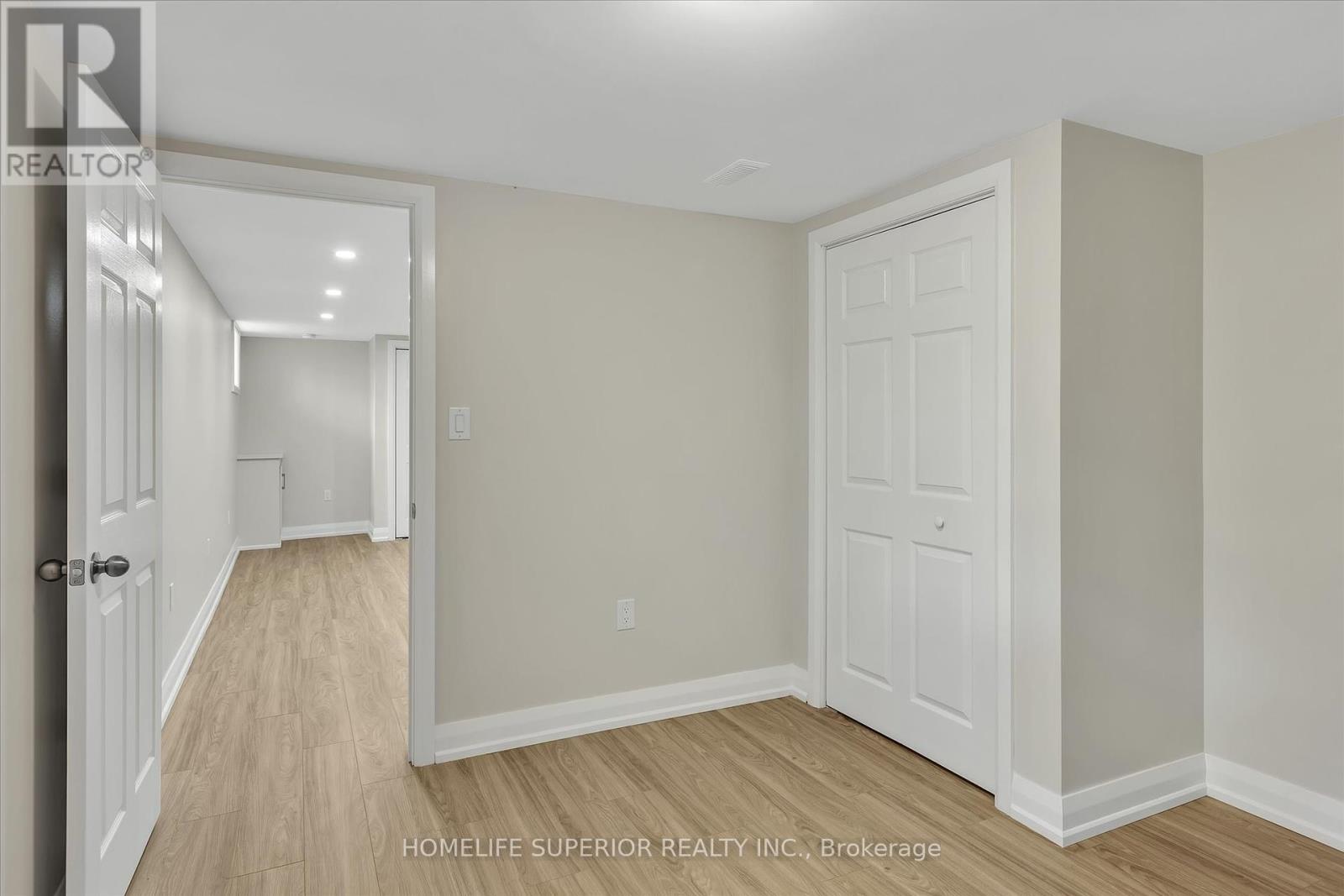1243 Albertus Avenue, Peterborough Central, Ontario  K9J 6A3 - Photo 36 - X12133434